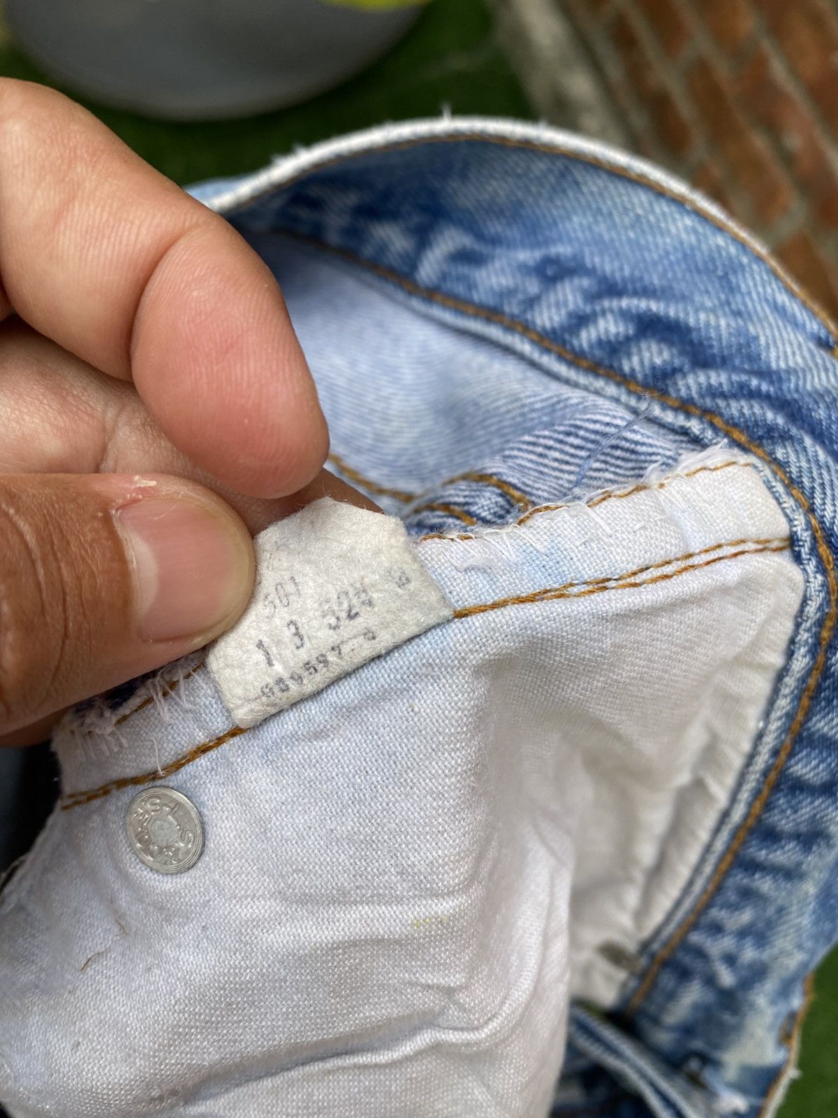 Levi's Vintage Clothing W29x28 Vintage levi's 501 distressed ripped redline #524 Size US 29 - 11 Thumbnail