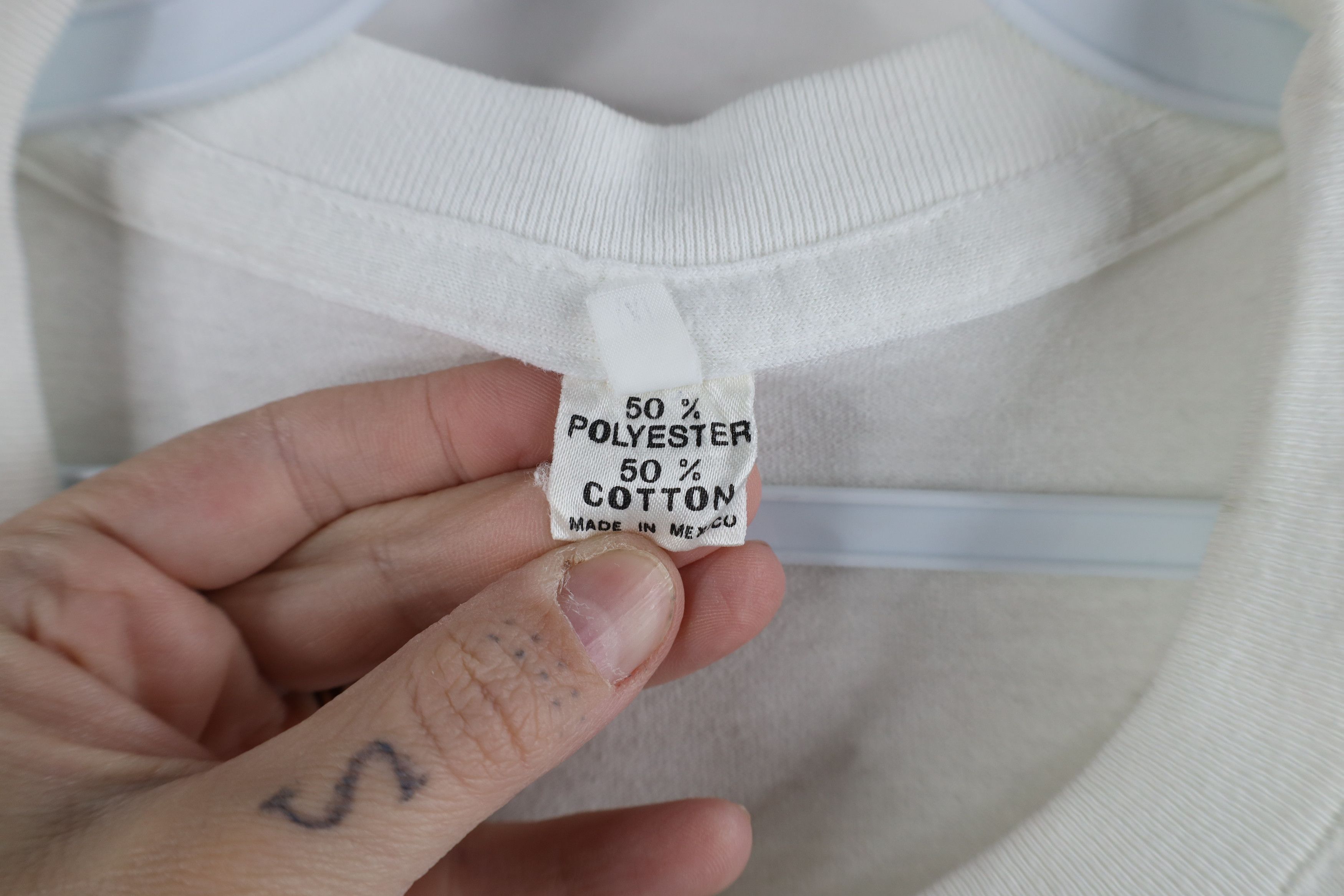 Vintage Vintage 90s Streetwear Diamond Resort Cozumel Mexico T-Shirt Size US XXL / EU 58 / 5 - 5 Thumbnail