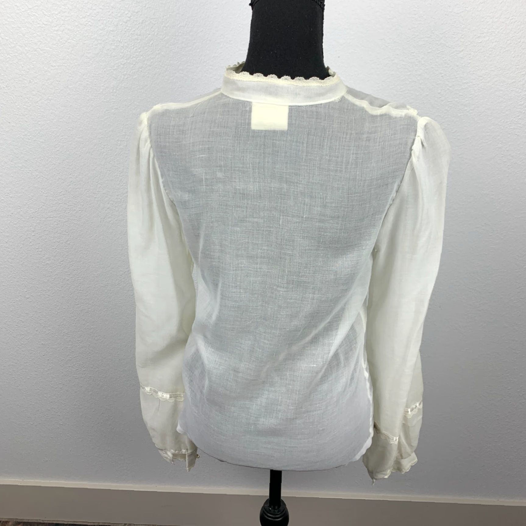 Vintage VINTAGE Jessica's Gunnies Embroidered Peasant Boho Victorian Sheer Top Shirt S Black? Size S / US 4 / IT 40 - 6 Thumbnail