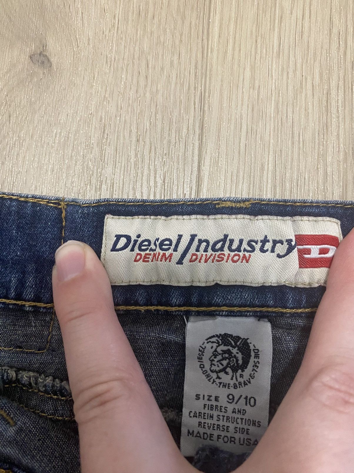 Diesel DIESEL INDUSTRIES MINI DENIM SKIRT Size 26" / US 2 / IT 38 - 3 Thumbnail