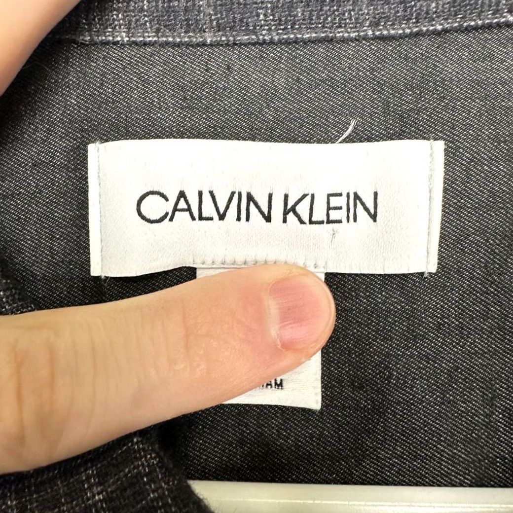 Calvin Klein Calvin Klein Button-Up Shirt Mens 2XL Black Grey Plaid Long Sleeve 2 Pockets Button Up Shirt Mens XL? Size US XXL / EU 58 / 5 - 4 Thumbnail