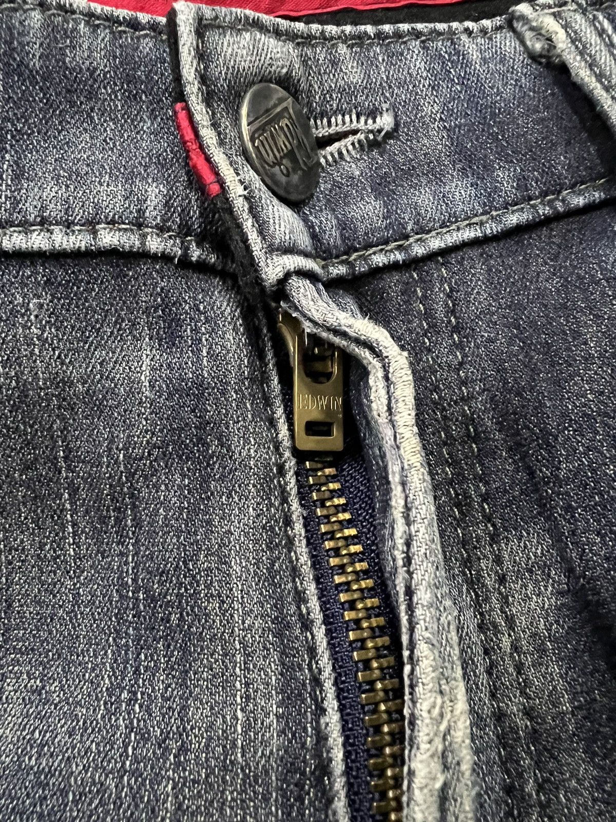 Edwin × Japanese Brand EDWIN WILD FIRE FADED BLACK DISTRESSED JEANS Size US 31 - 8 Thumbnail