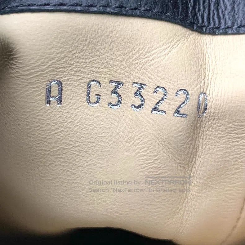 Chanel Chanel Silver-gray stitching sequin square toe thick heel Size US 7.5 / IT 37.5 - 6 Thumbnail