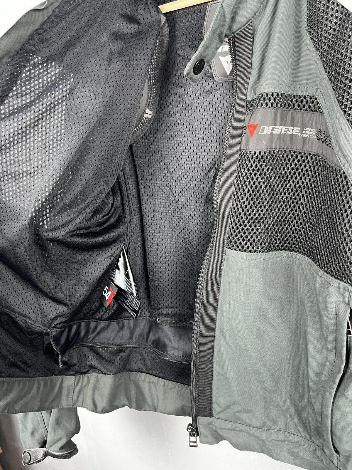 Dainese Dainese recing jacket Size US L / EU 52-54 / 3 - 15 Thumbnail