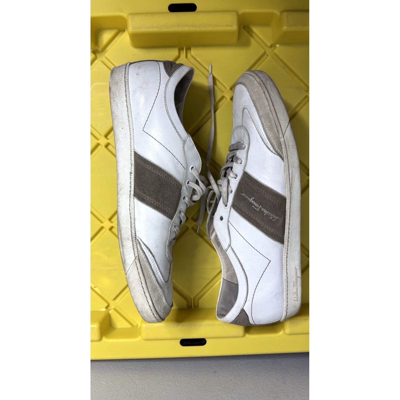 Vintage FERRAGAMO Men’s Achille Signature Leather Sneakers White Beige 11.5 M US S029 Size US 12 / EU 45 - 7 Thumbnail