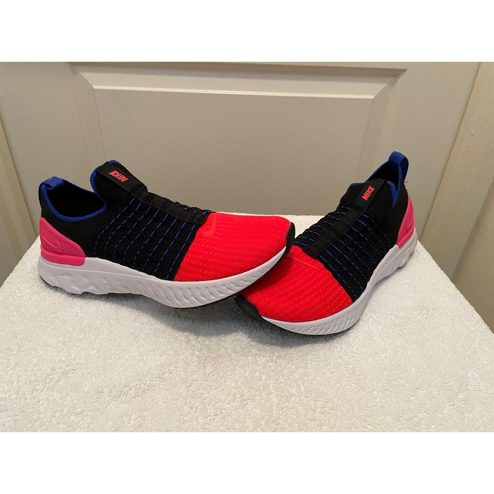 Nike Nike React Phantom Run Flyknit 2 Slip On Running Shoe Size US 8.5 / IT 38.5 - 3 Thumbnail