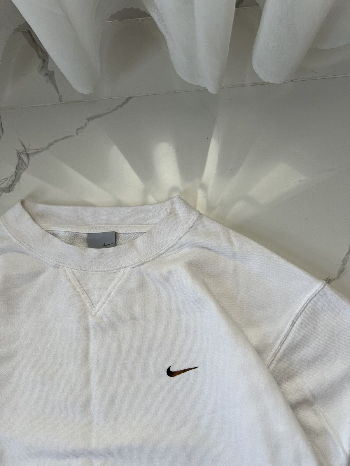 Nike × Vintage 90's NIKE Y2K BASIC SWOOSH LOGO CREWNECK Size US M / EU 48-50 / 2 - 4 Thumbnail