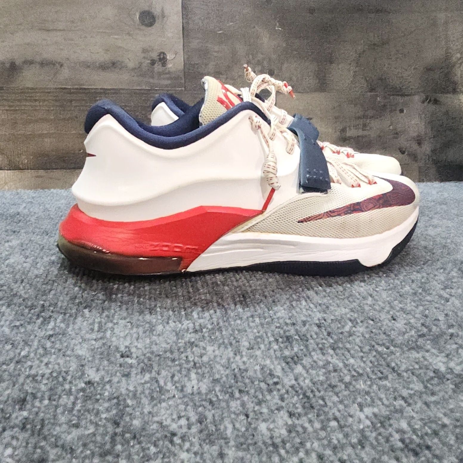 Nike Nike KD VII 653996-146 2014 Size 8.5 Red White and Blue Zoom Sneaker Men Basketball USA Team Nike KD V11 Size US 8 / EU 41 - 6 Thumbnail