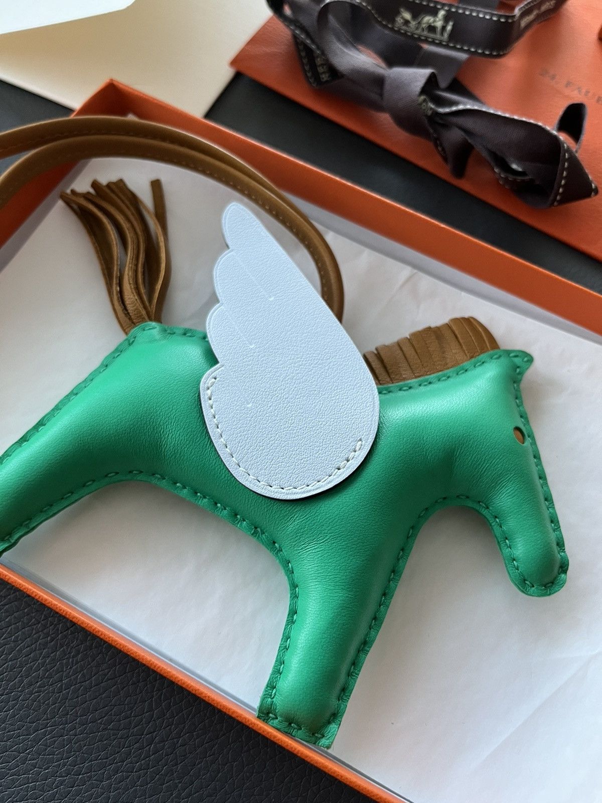 Hermes Super Rare New Hermes Rodeo Pegase MM Leather Horse Charm Size ONE SIZE - 9 Thumbnail