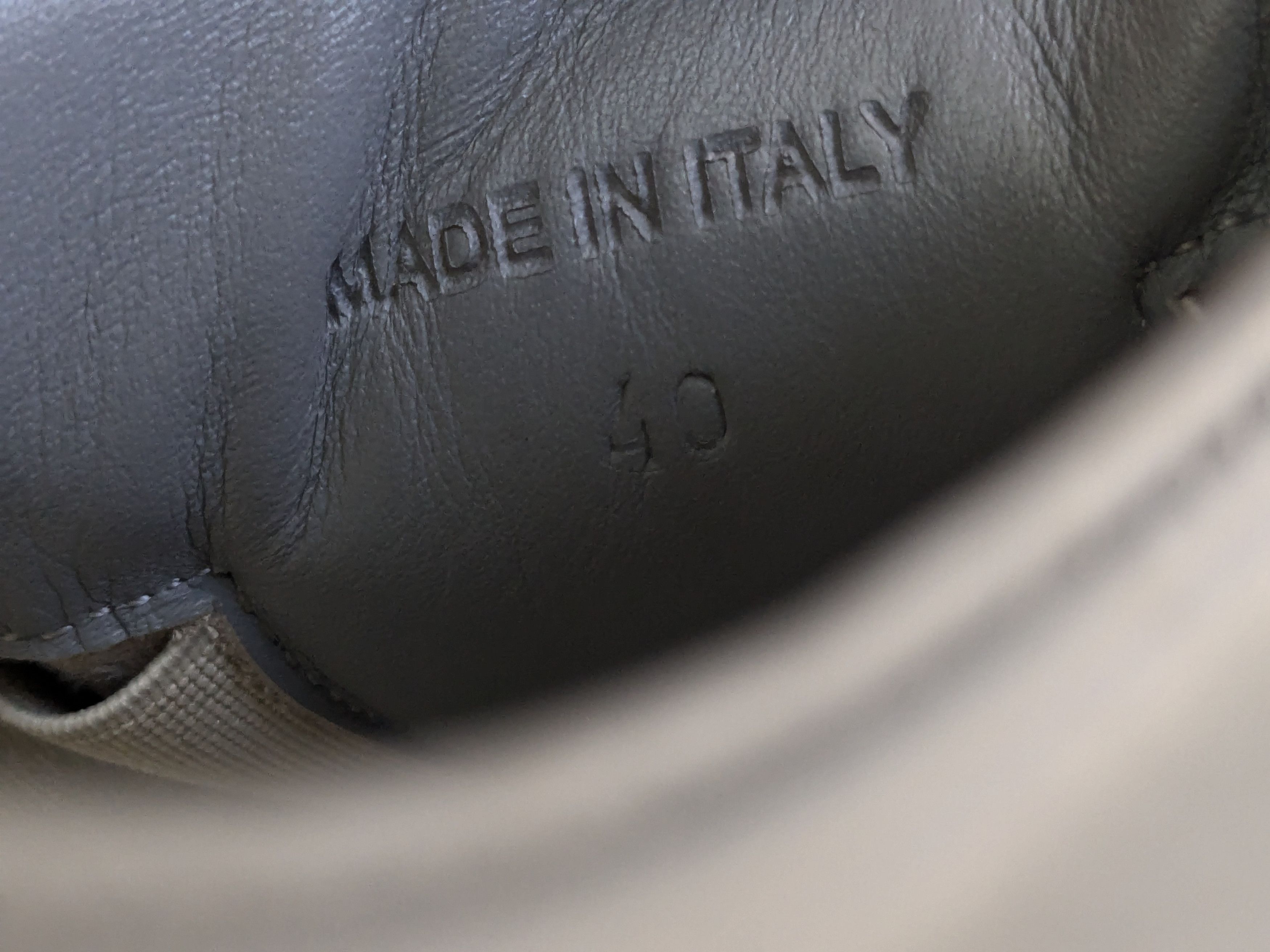Maison Margiela Maison Margiela Gat Sneaker Low Gray 40 7 Suede Size US 7 / EU 40 - 9 Thumbnail