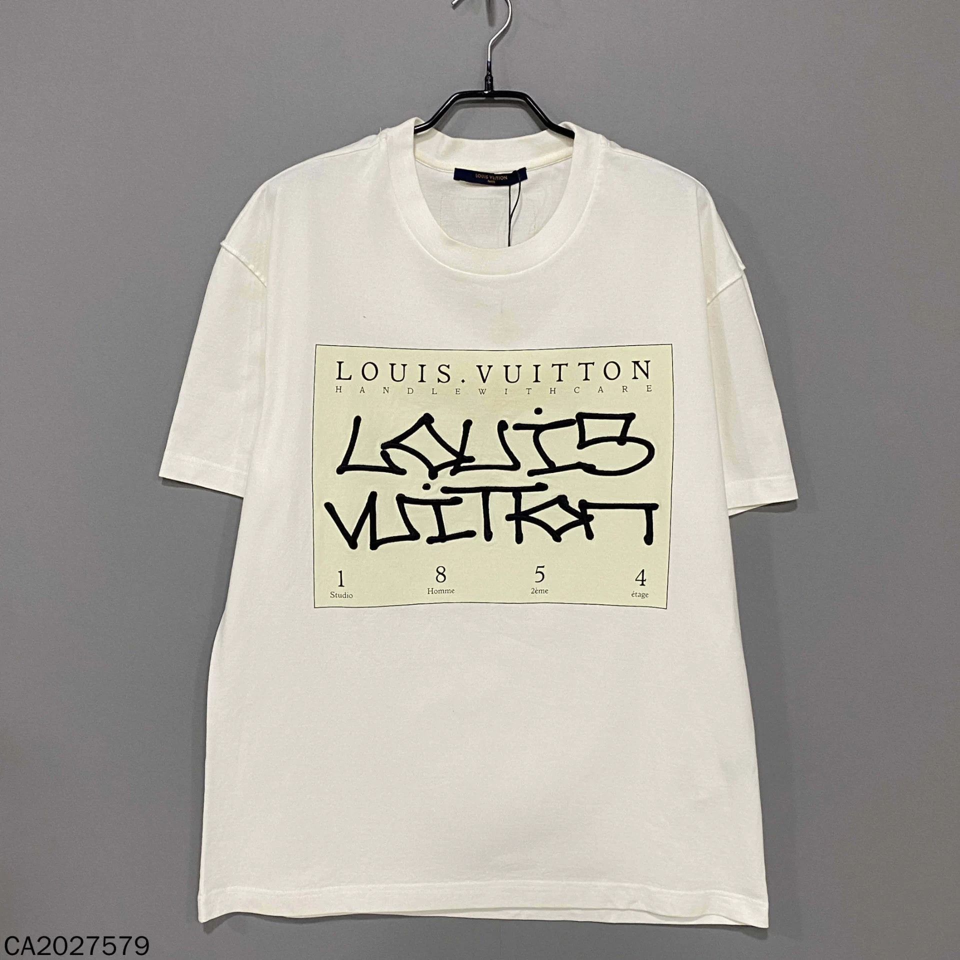 Louis Vuitton LV short sleeve tee 98 New L Size US L / EU 52-54 / 3 - 1 Thumbnail