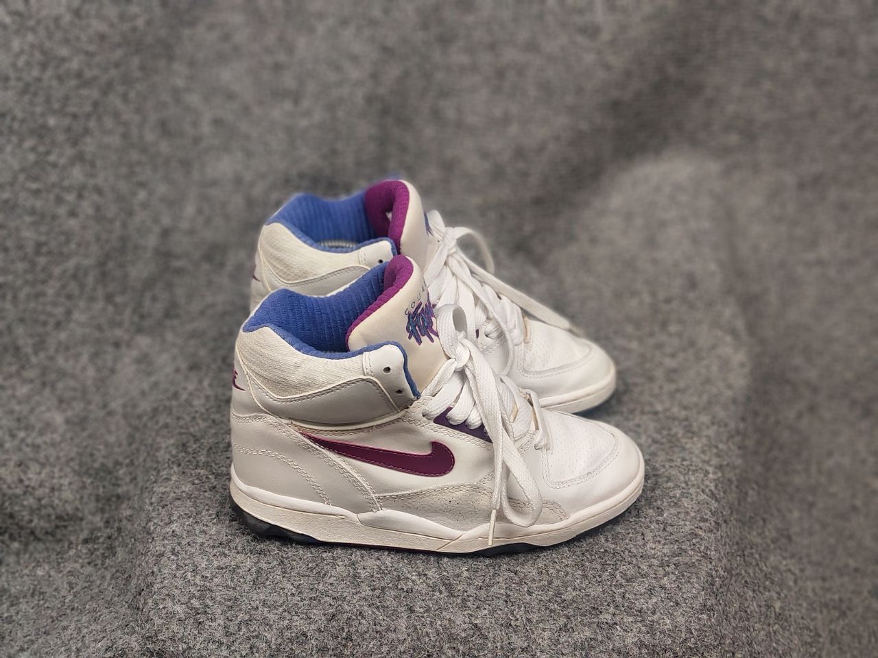 Nike Rare Vintage Original 90's Nike court flare Hi top sneakers Size US 8 / IT 38 - 8 Thumbnail
