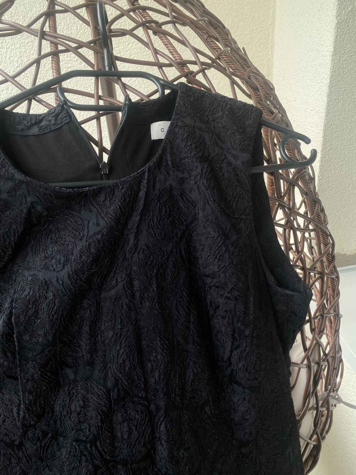 Celine Luxury vintage silk celine with rose motive dresses Size S / US 4 / IT 40 - 4 Thumbnail