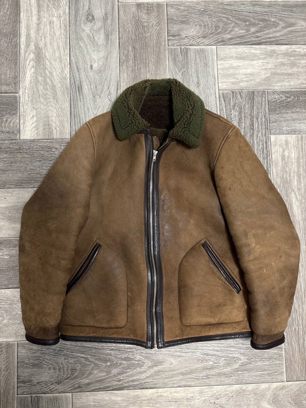 Leather Vintage Sheepskin Coat Shearling Leather Jacket B3 Size US M / EU 48-50 / 2 - 1 Thumbnail