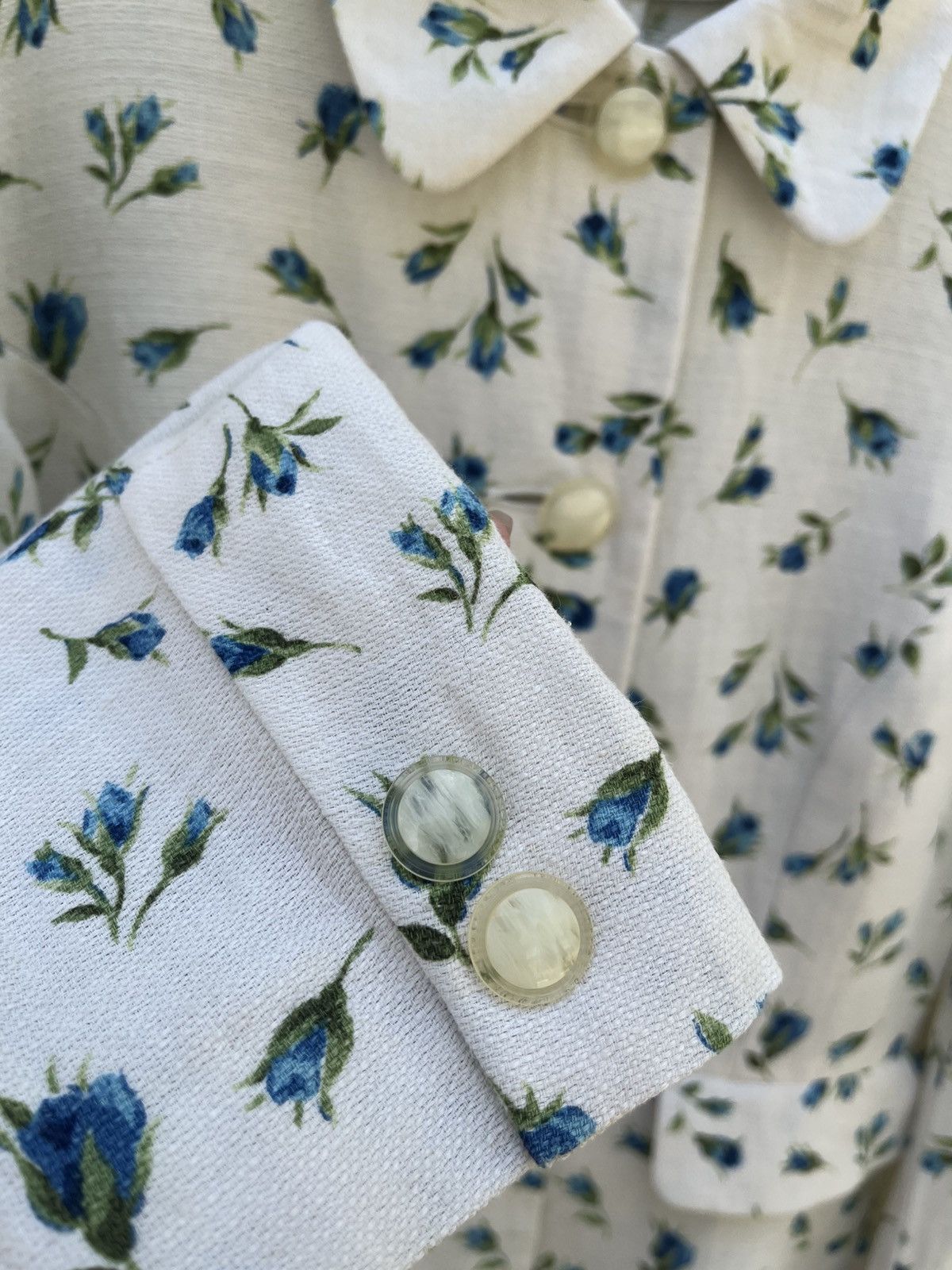 Carven Carven Blazer with Blue Floral Print & Button Details. Size M / US 6-8 / IT 42-44 - 9 Thumbnail