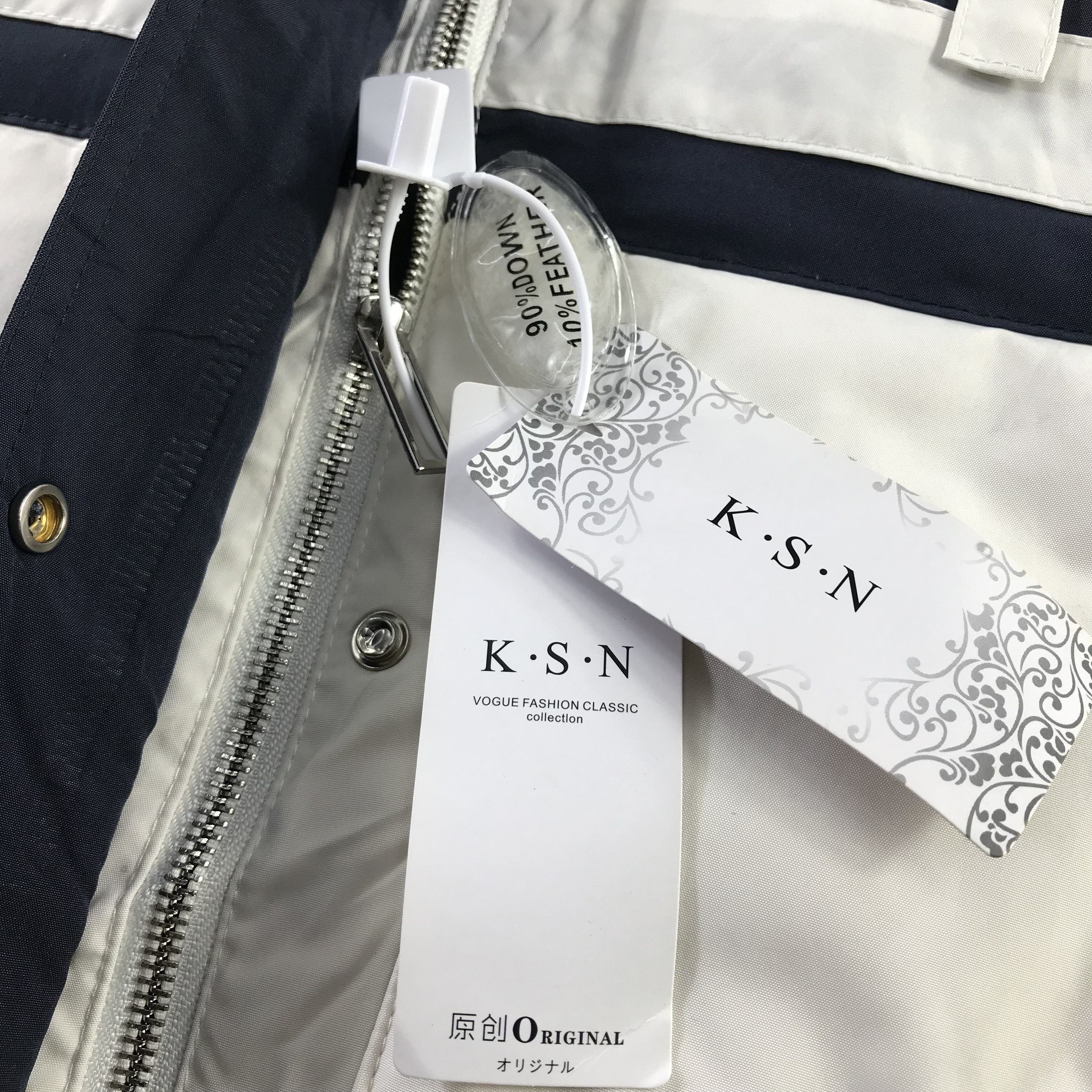 Japanese Brand Vintage Japanese Brand Puffer Windbreaker Jacket Size US M / EU 48-50 / 2 - 9 Thumbnail