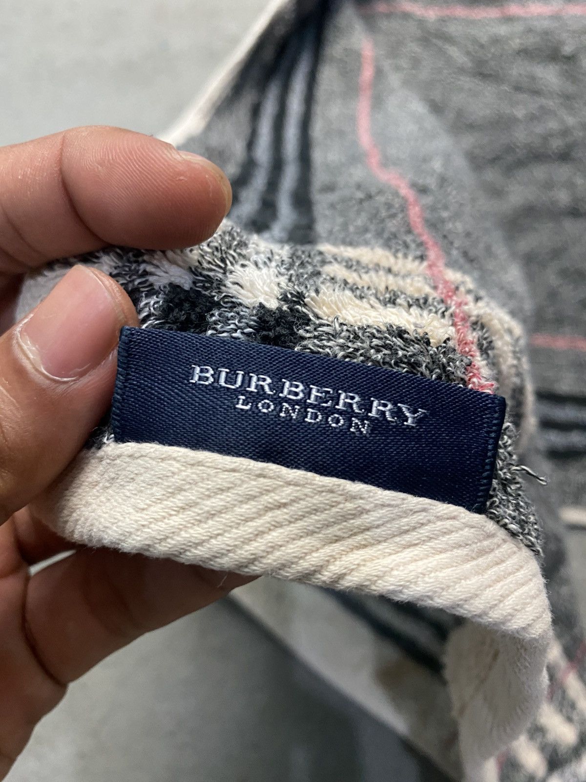 Burberry Burberrys Hand Towell Small Size Size ONE SIZE - 2 Thumbnail