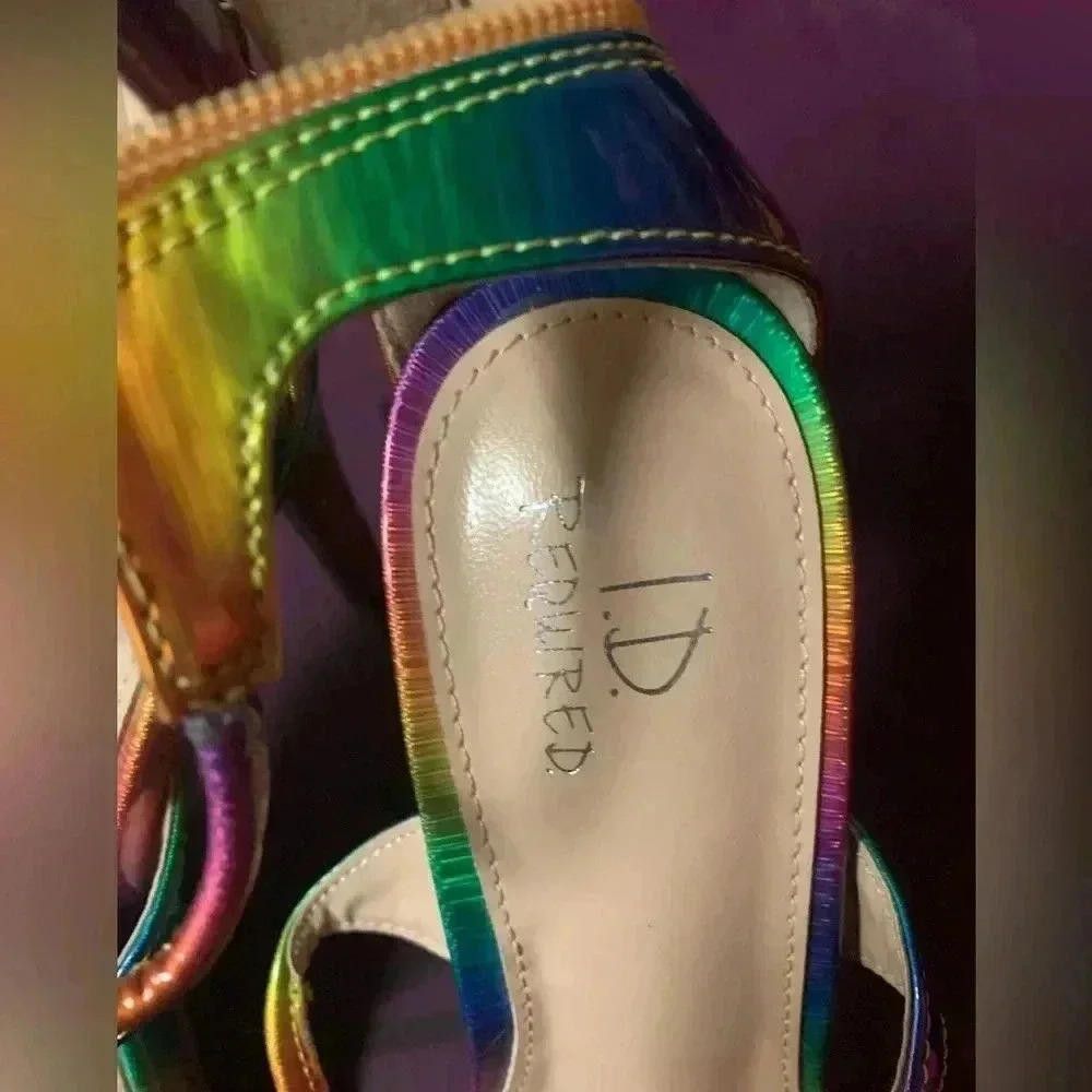 Designer Vibrant Rainbow Strappy Heels Size US 8 / IT 38 - 6 Thumbnail