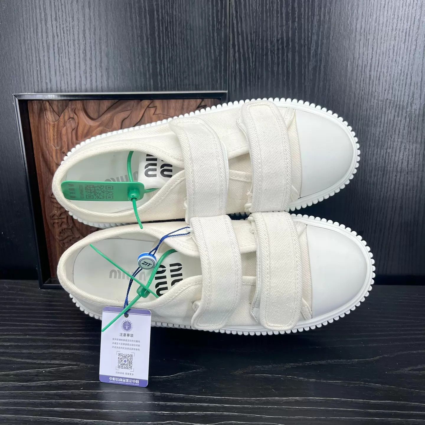 Miu Miu MIU MIU white canvas Velcro 38 like new Size US 7.5 / IT 37.5 - 7 Thumbnail