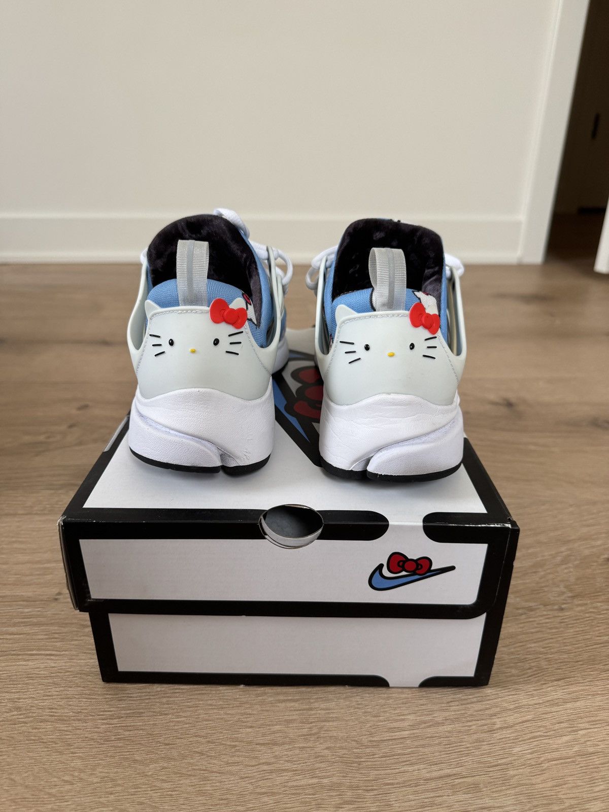 Nike Nike Presto Hello Kitty Size US 9 / EU 42 - 4 Thumbnail