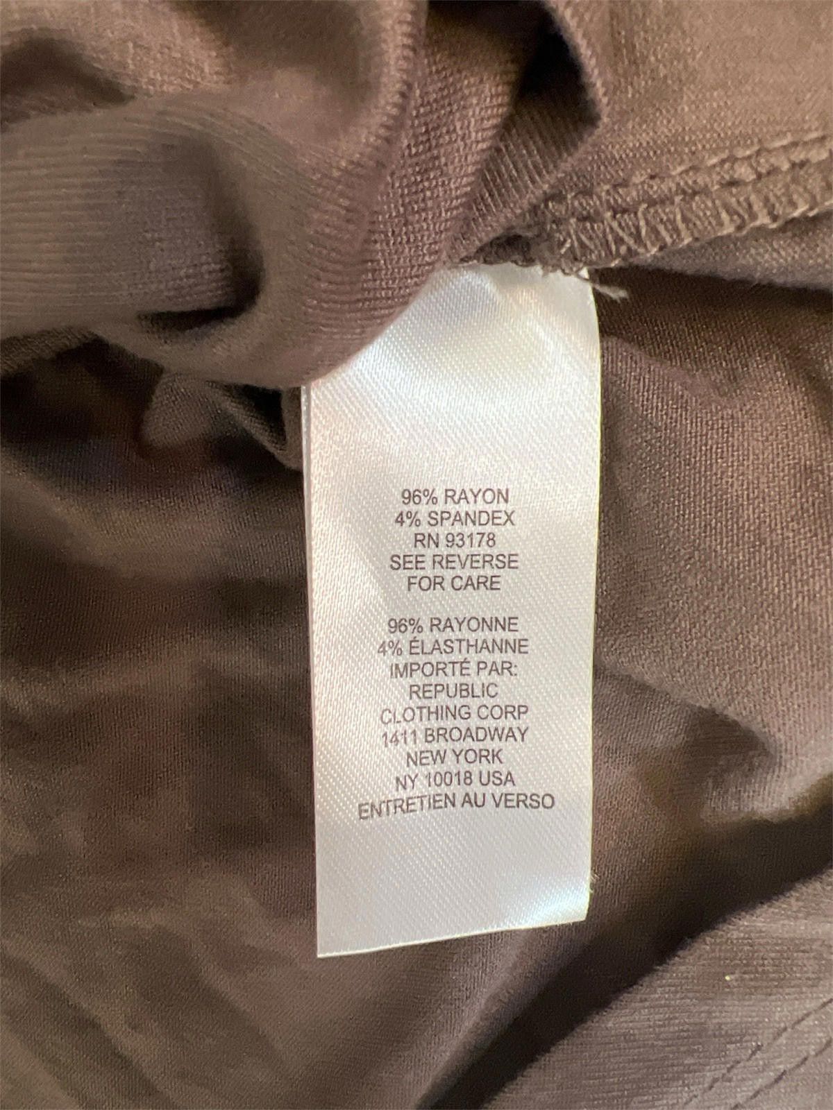 Designer T Tahari Brown Long Sleeve Soft Blouse Sz M $58 MSRP Size M / US 6-8 / IT 42-44 - 6 Thumbnail