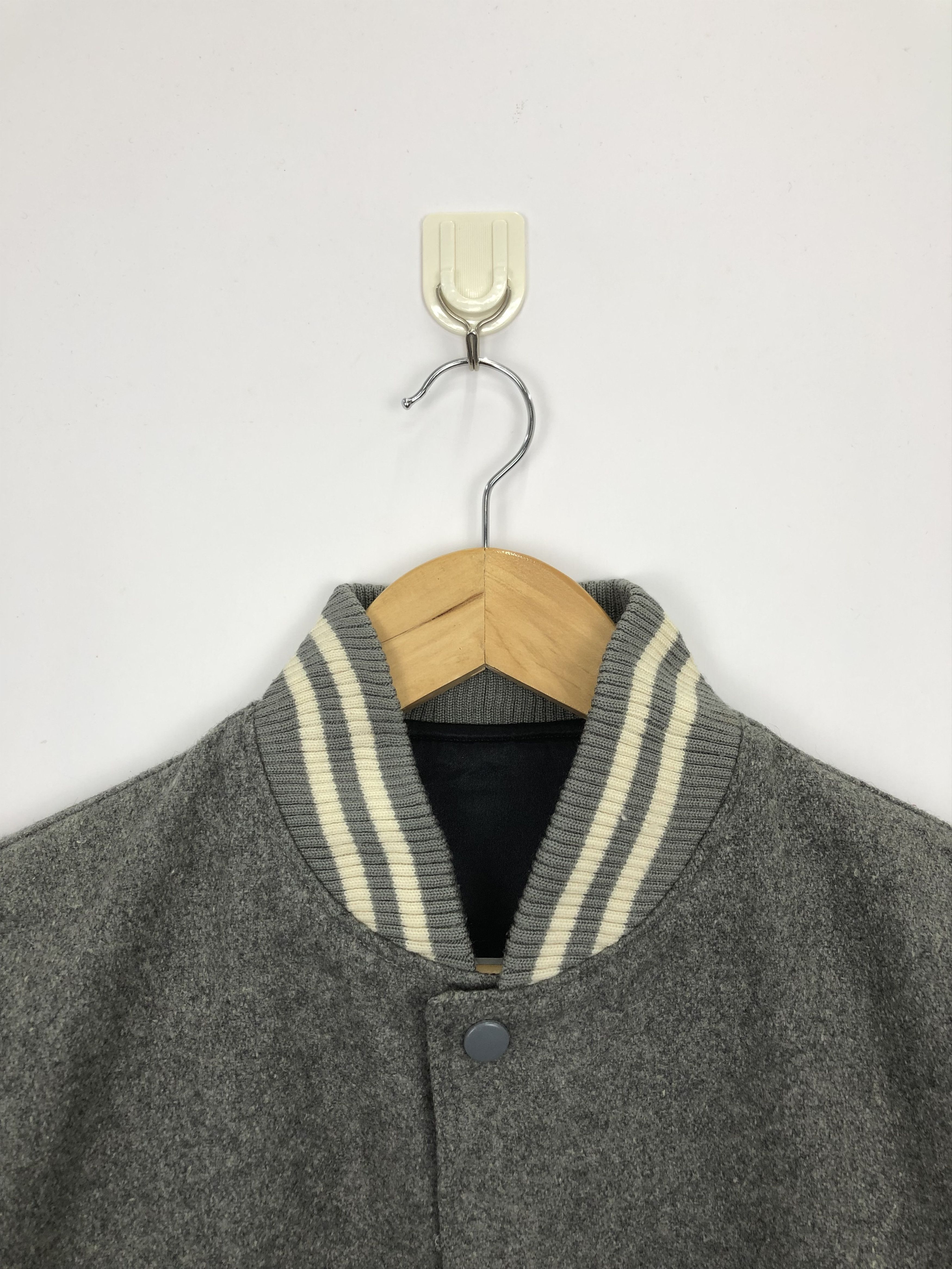 Japanese Brand Vintage Japanese Brand Reversible Wool Varsity Jacket V0345 Size US L / EU 52-54 / 3 - 7 Thumbnail
