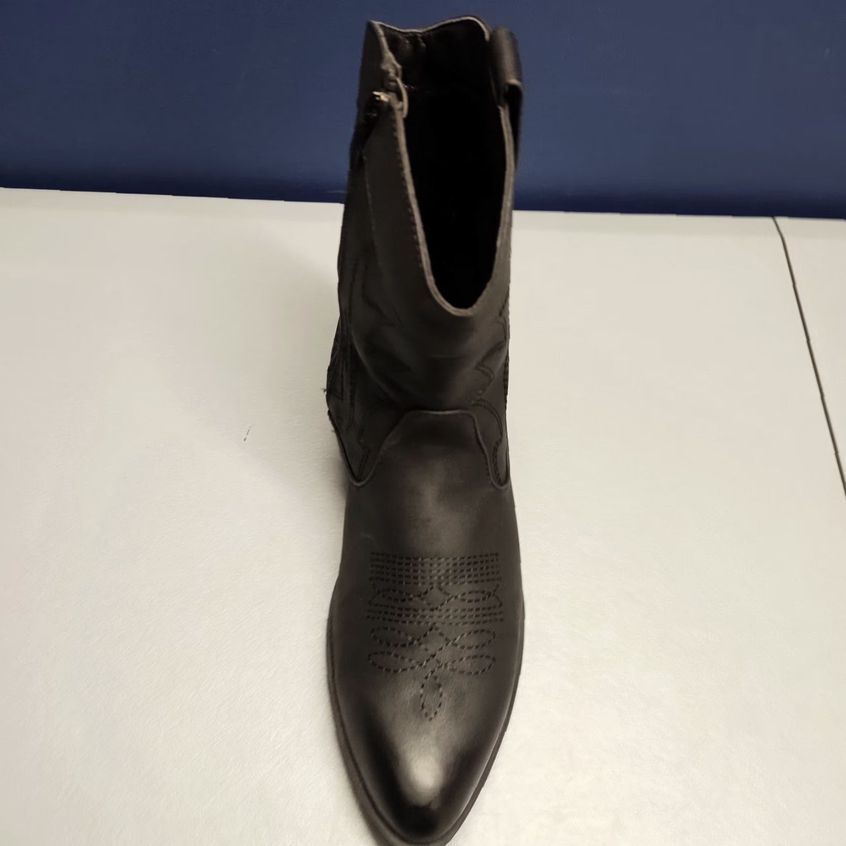 Vintage PEPPEP Western Ankle Boots Womens Size 8 Black Pointed Toe Side Zipper Block Heel - Womens - Size 8 - Black - Western - Casual - Fall Winter Size US 8 / IT 38 - 6 Thumbnail