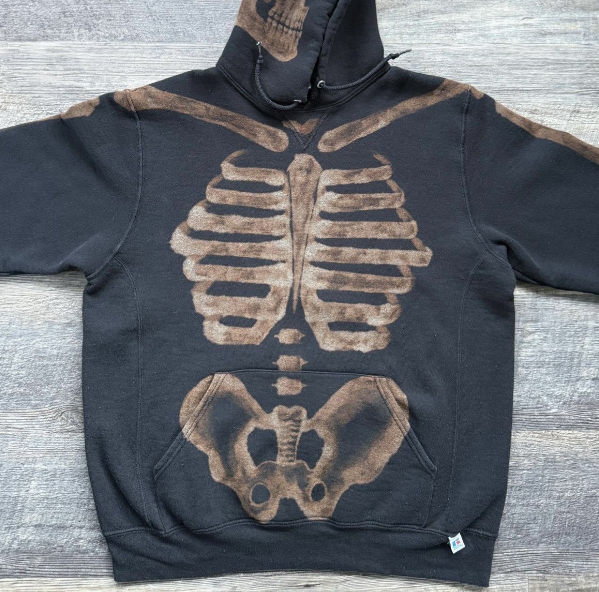 Russell Athletic Handmade bleached skeleton hoodie Size US L / EU 52-54 / 3 - 2 Thumbnail