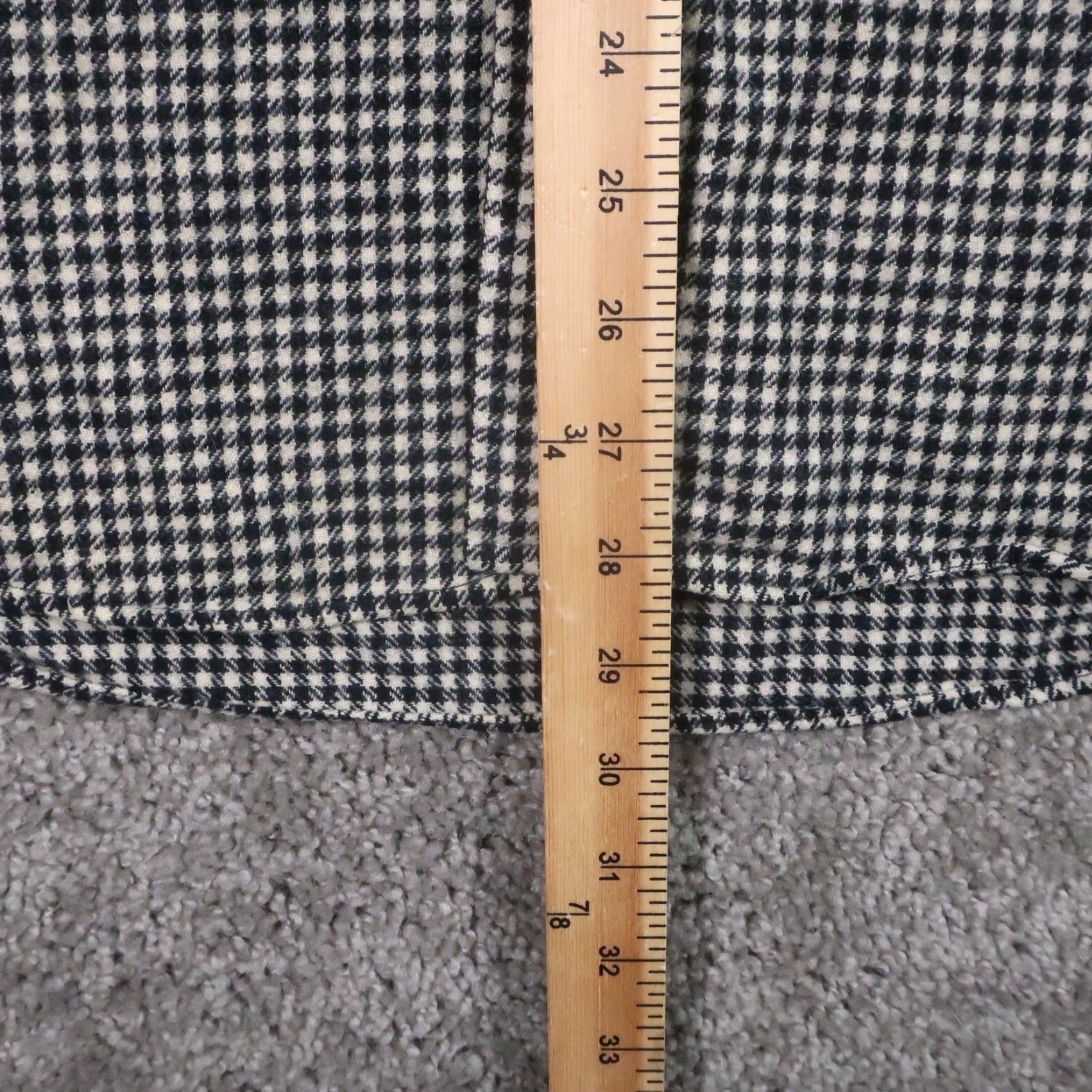 Pendleton VINTAGE Pendleton Shirt Mens M Black White Button-Down USA Distressed Virgin Wool Geometric Pattern Long Sleeve Collared Button-Up Regular Fit Size US M / EU 48-50 / 2 - 6 Thumbnail