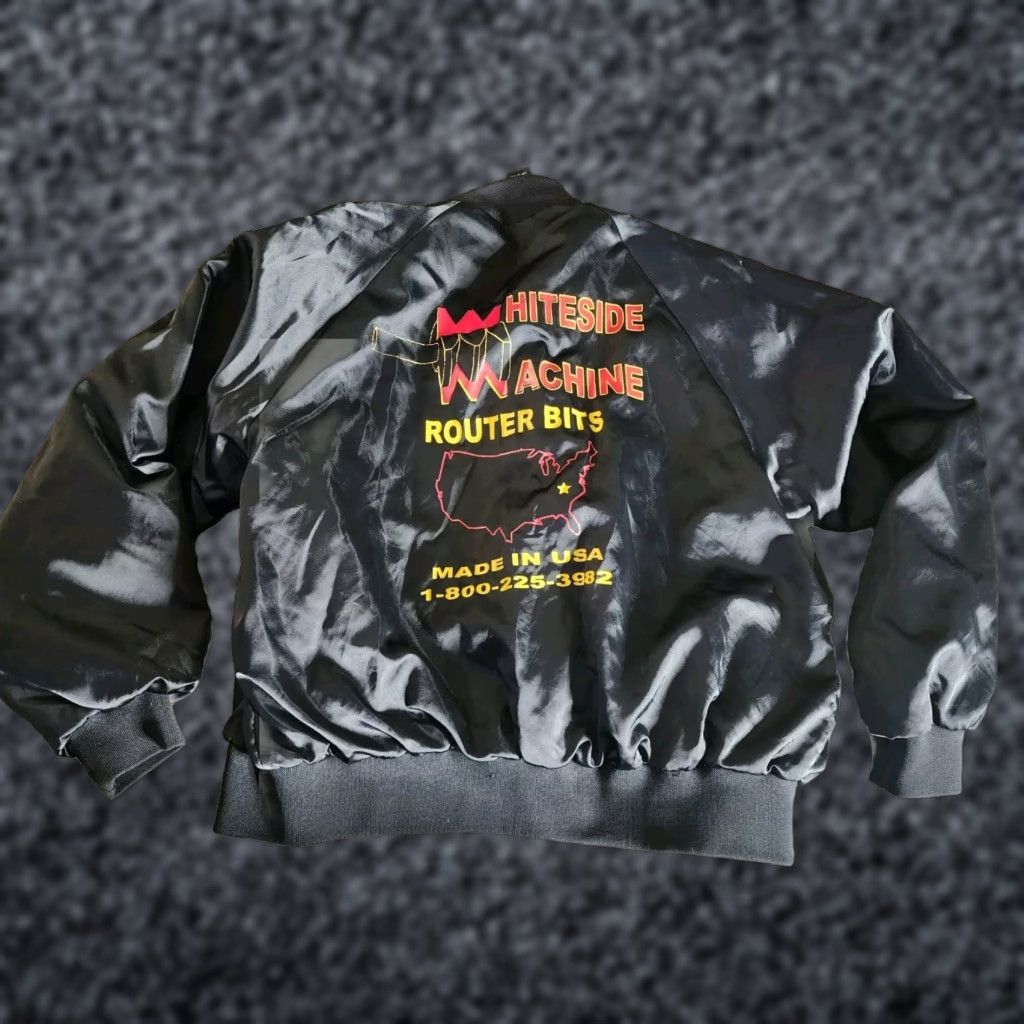Vintage VINTAGE Auburn sportswear Jacket Mens L Nylon Snap Bomber USA 90s Black Size US L / EU 52-54 / 3 - 1 Thumbnail