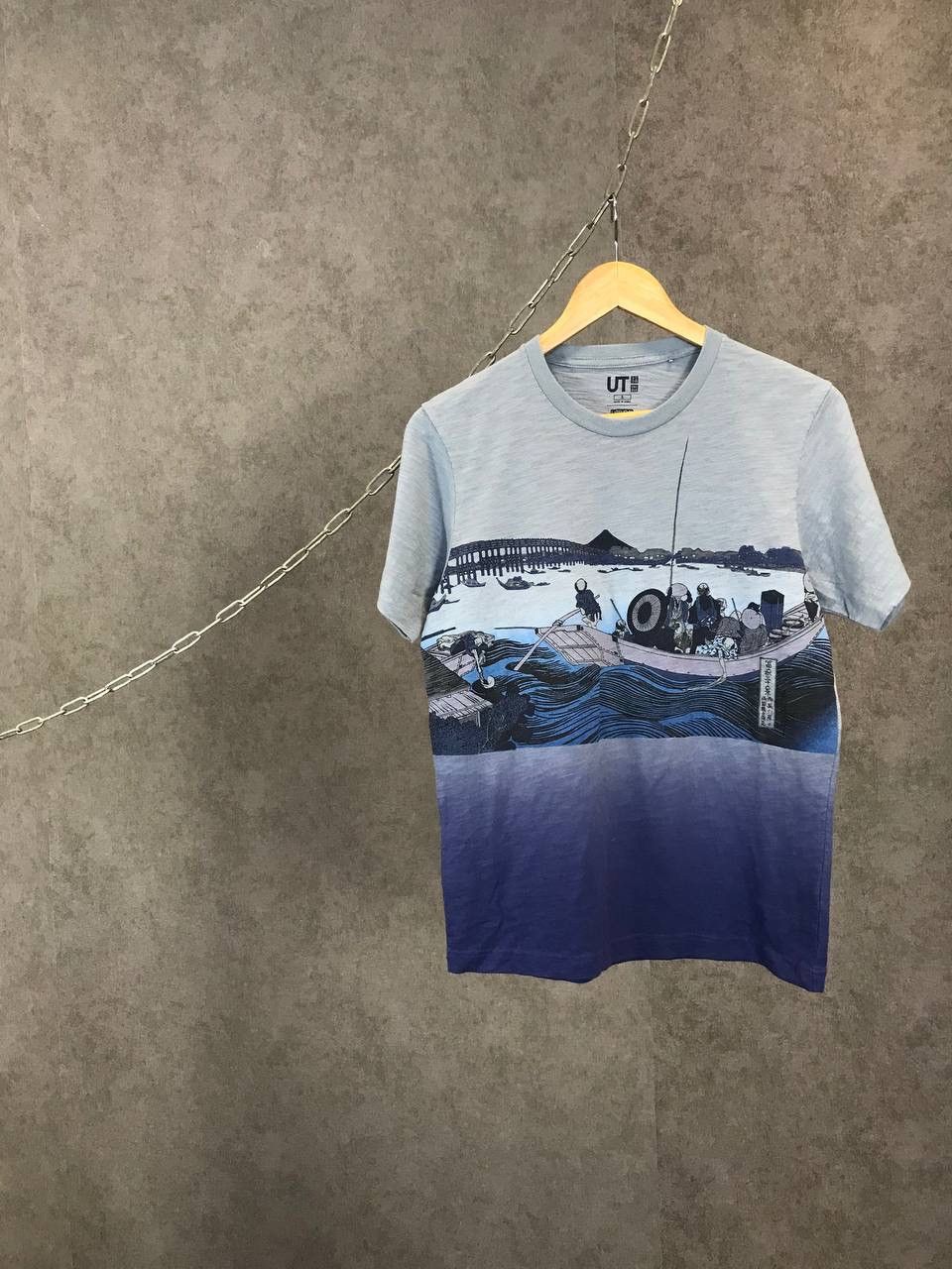 Uniqlo Hokusai Blue x Uniqlo Japanese brand tee Size US S / EU 44-46 / 1 - 1 Thumbnail