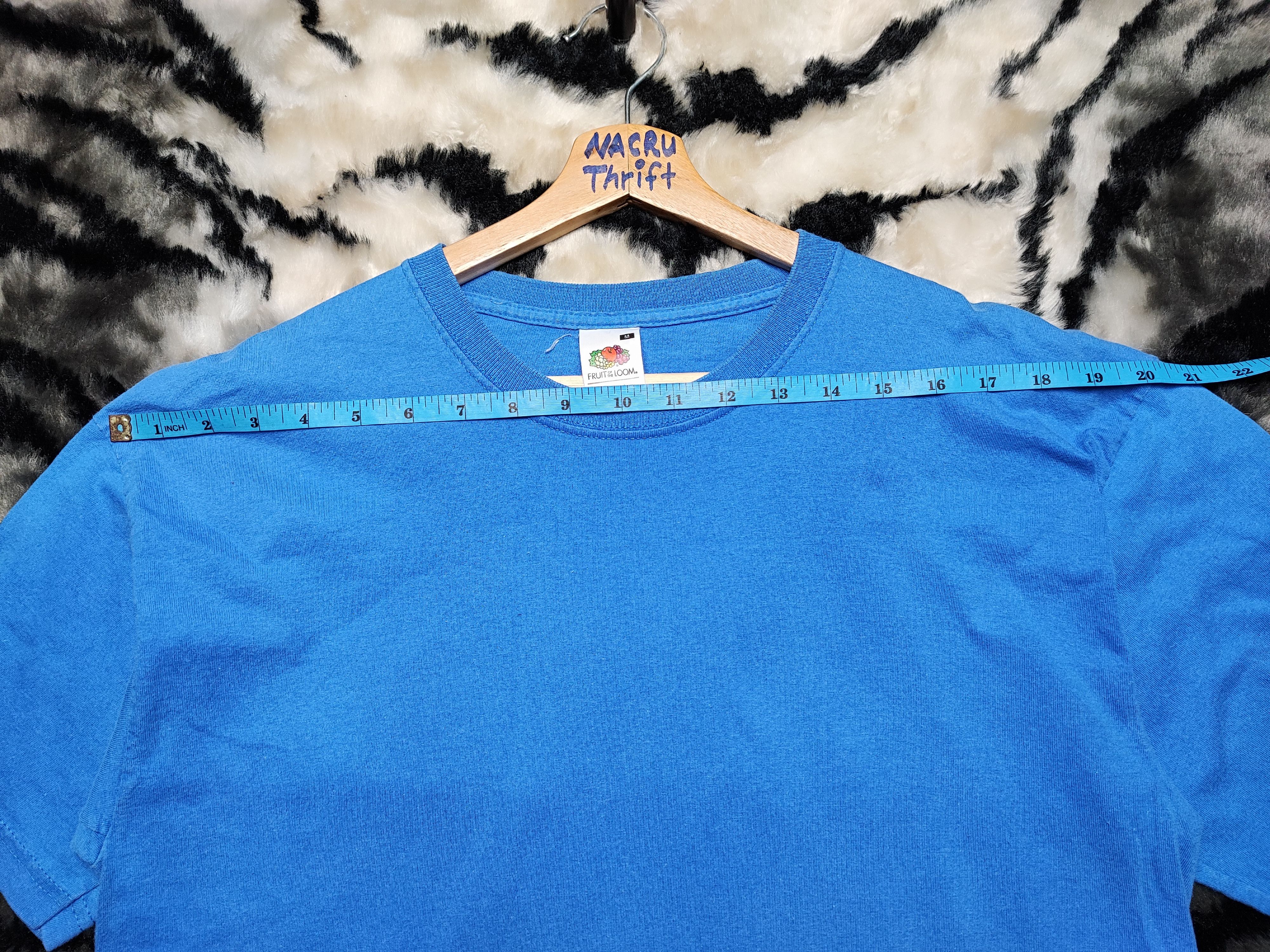 Band Tees Red Hot Chill Pepers Girl Surf Vintage Y2k Hook-Ups Size US L / EU 52-54 / 3 - 10 Thumbnail