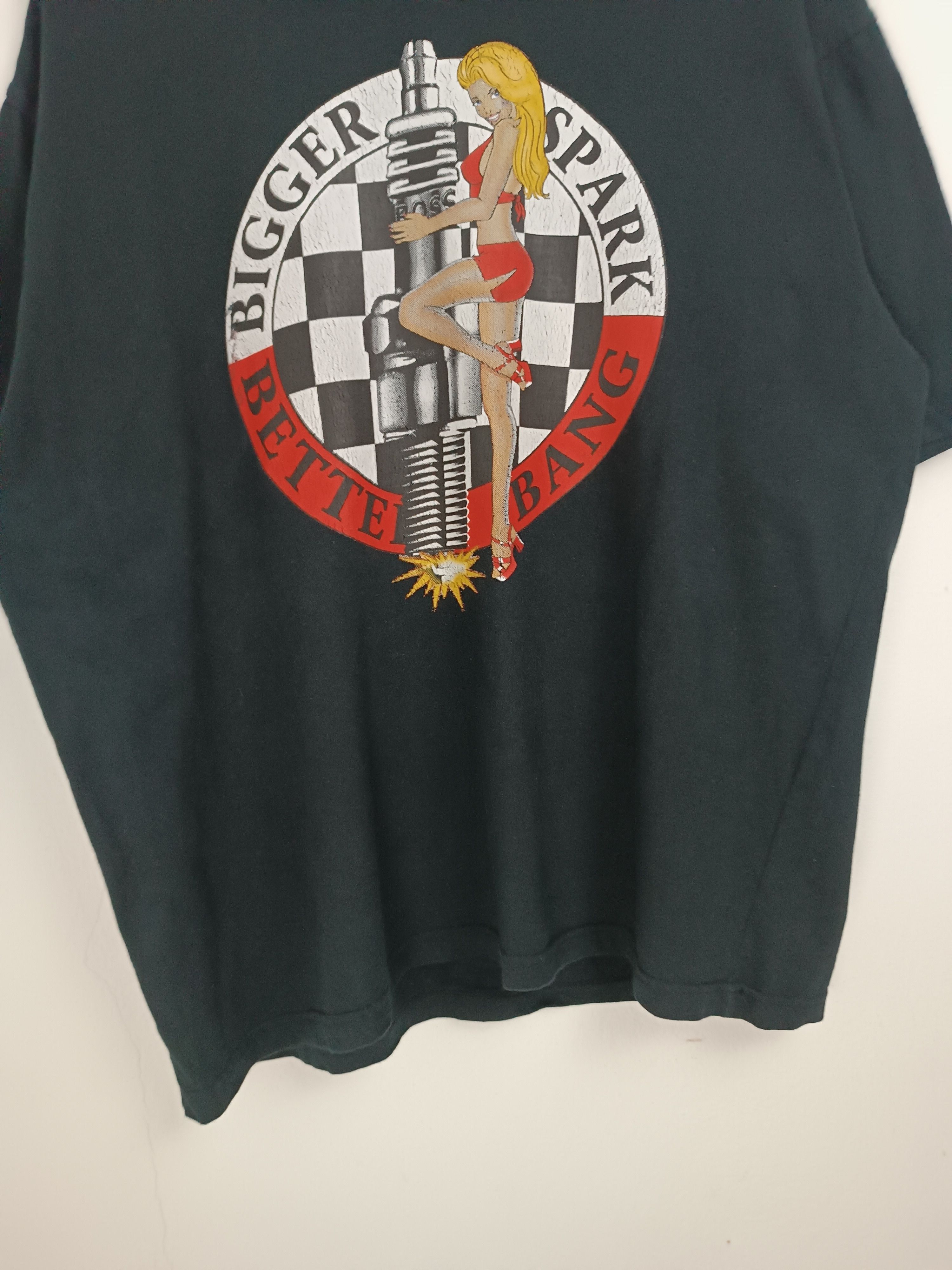 Other VINTAGE Y2K BIGGER SPARK BETTER BANG HUMOR FUNNY SEXY TEE Size US XL / EU 56 / 4 - 7 Thumbnail