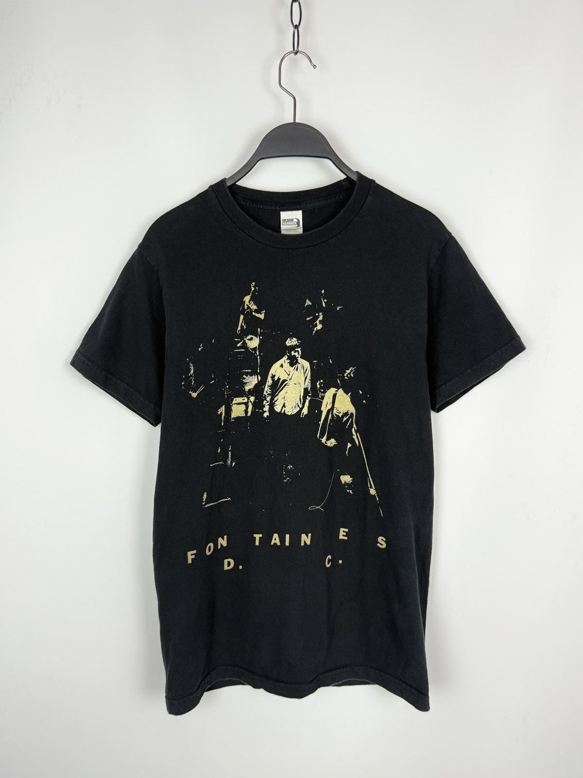 Band Tees 2019 Fontaines D.C. North American Tour Graphic T-Shirt Size US S / EU 44-46 / 1 - 1 Thumbnail