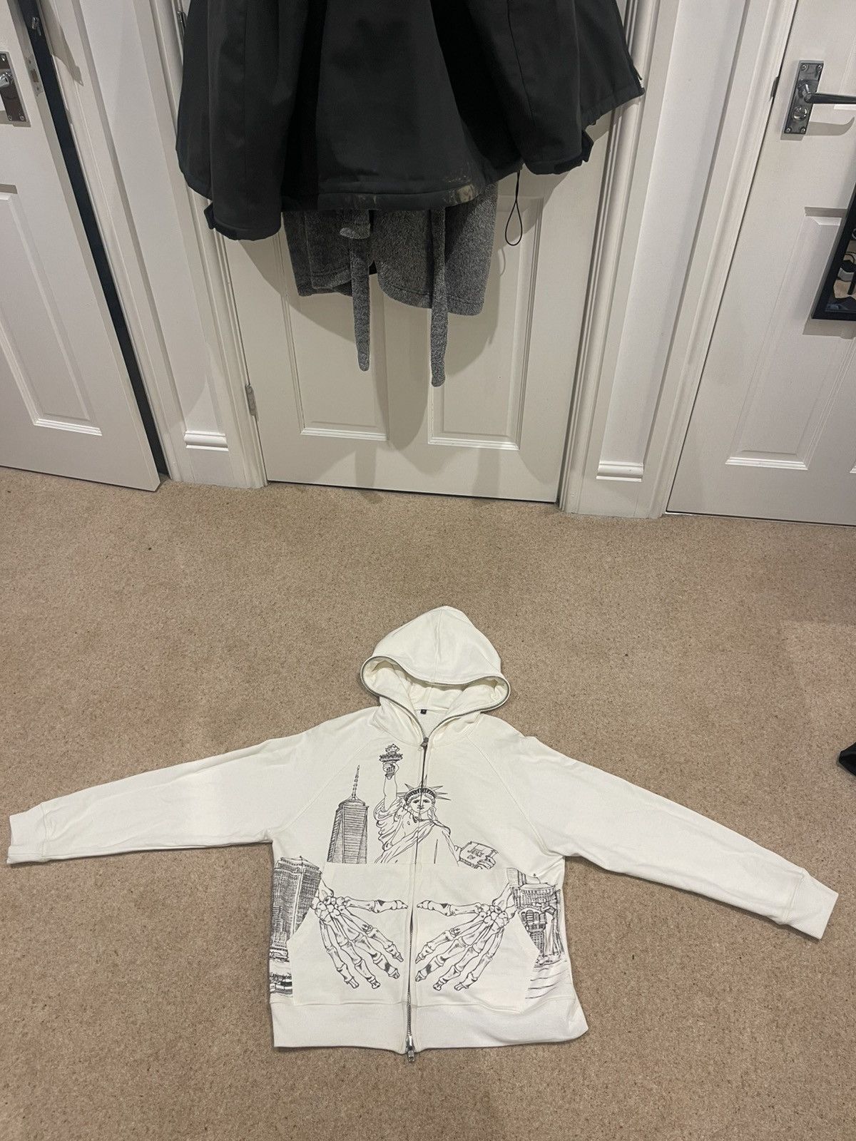 Other BYSLIK CITY PACK NEW YORK - OFFERS ACCEPTED Size US M / EU 48-50 / 2 - 2 Thumbnail