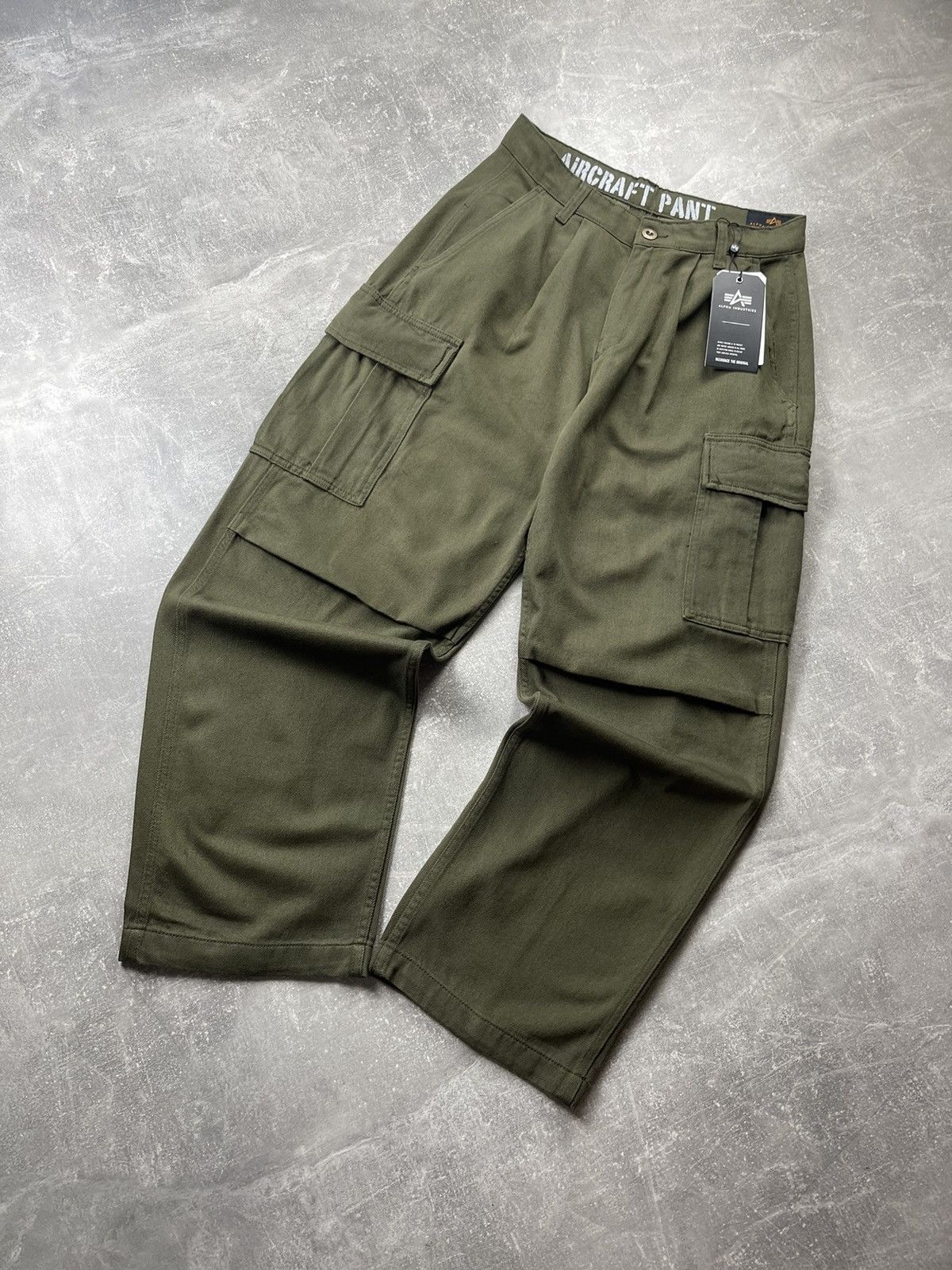 Alpha Industries Alpha Industries Aircraft Pant Military Green Cargo Pants Size US 33 - 1 Thumbnail