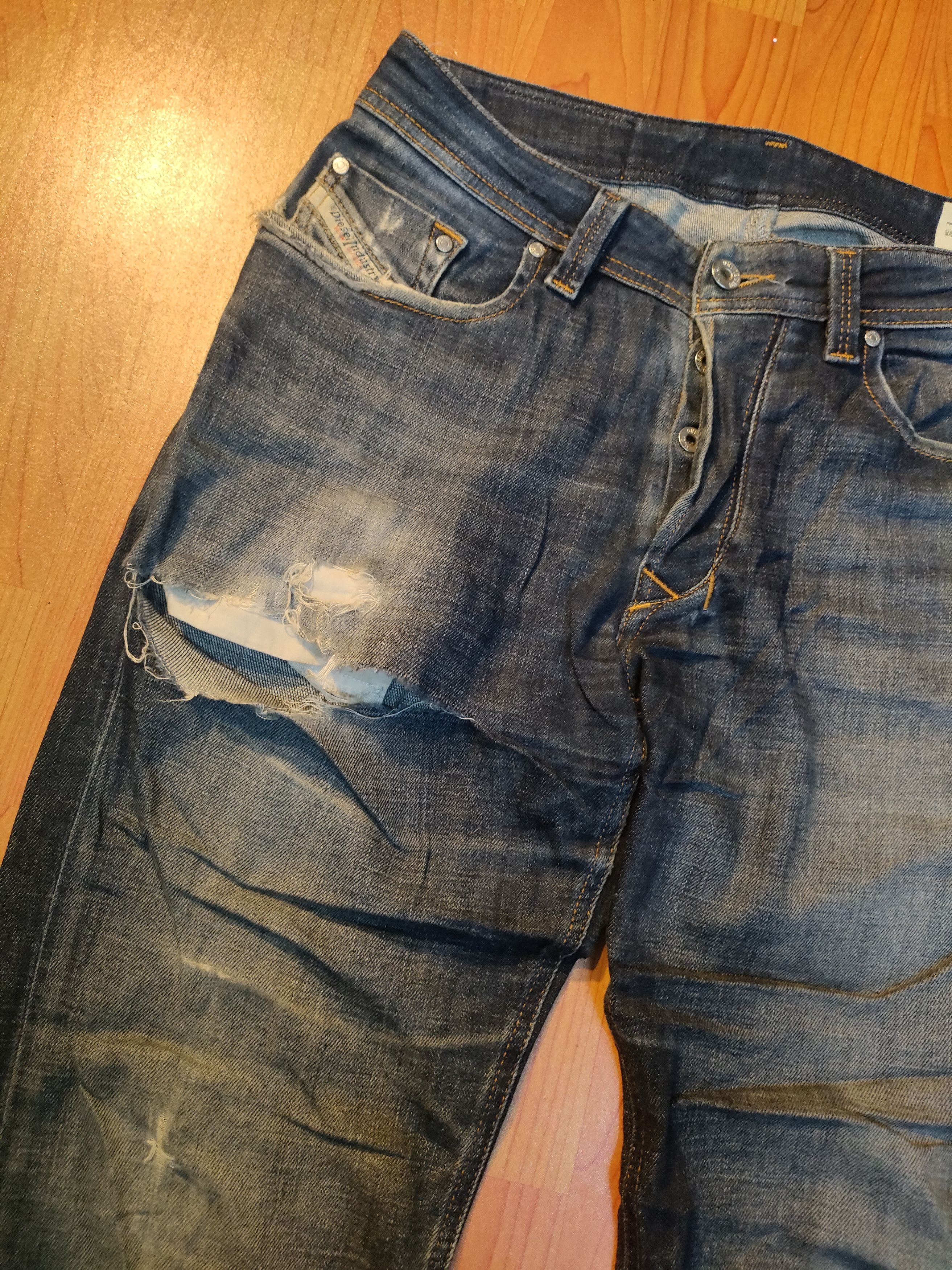 Diesel Distressed Diesel Larkee Jeans Size US 30 / EU 46 - 8 Thumbnail