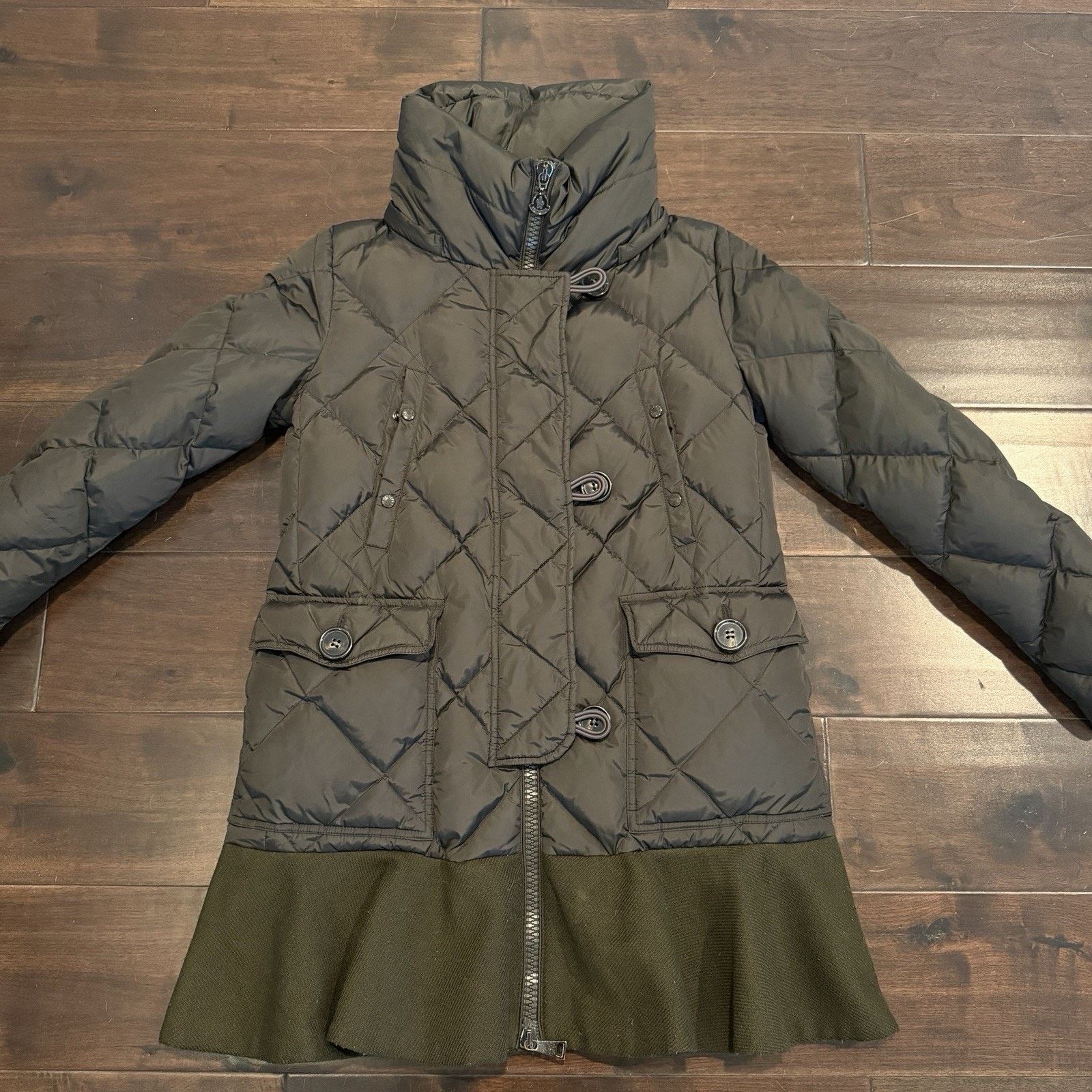 Moncler MONCLER Ladies Coat Vauloge Ruffled Hem Down Size M / US 6-8 / IT 42-44 - 3 Thumbnail