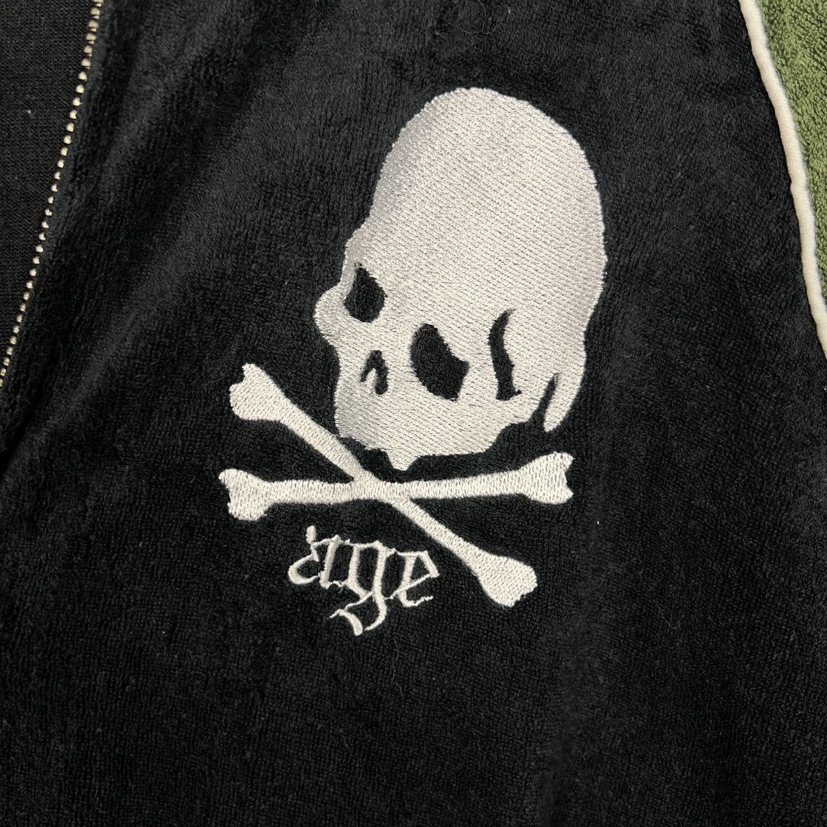 Vintage AMERICAN AND HAWAIIAN Hard Core Surfer Hoodies #4108-C187 Size US L / EU 52-54 / 3 - 9 Thumbnail