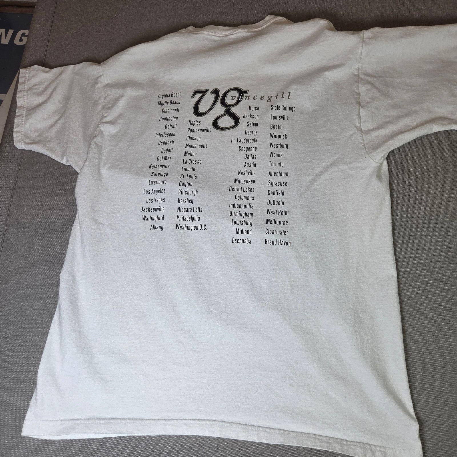 Fruit Of The Loom Vince Gill 1998 Vintage Tour Tee Shirt XL Size US XL / EU 56 / 4 - 3 Thumbnail