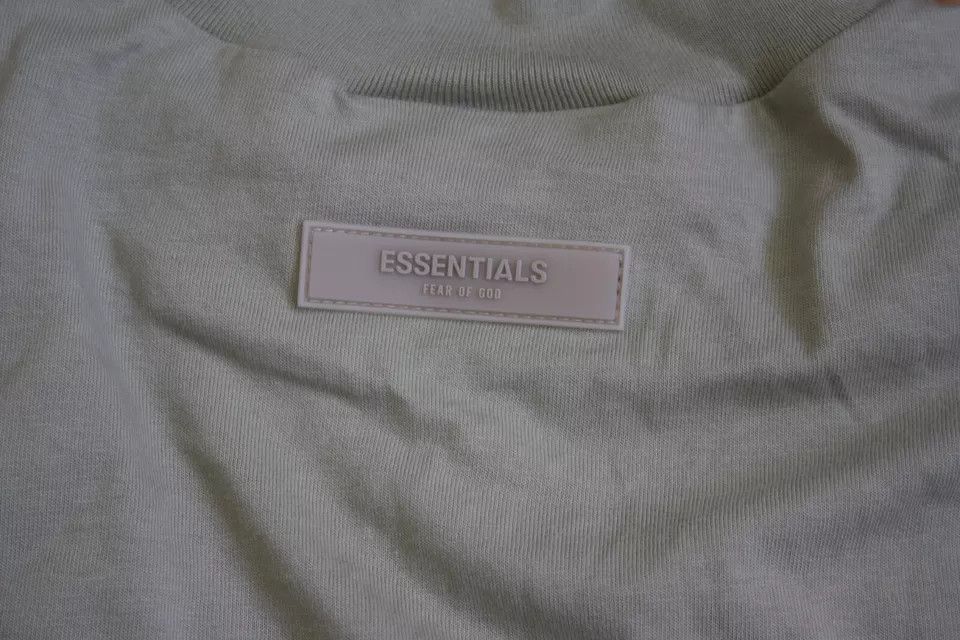 Essentials Essentials Fear of God Mens Neck Long Sleeve New wish tags Size US M / EU 48-50 / 2 - 6 Thumbnail