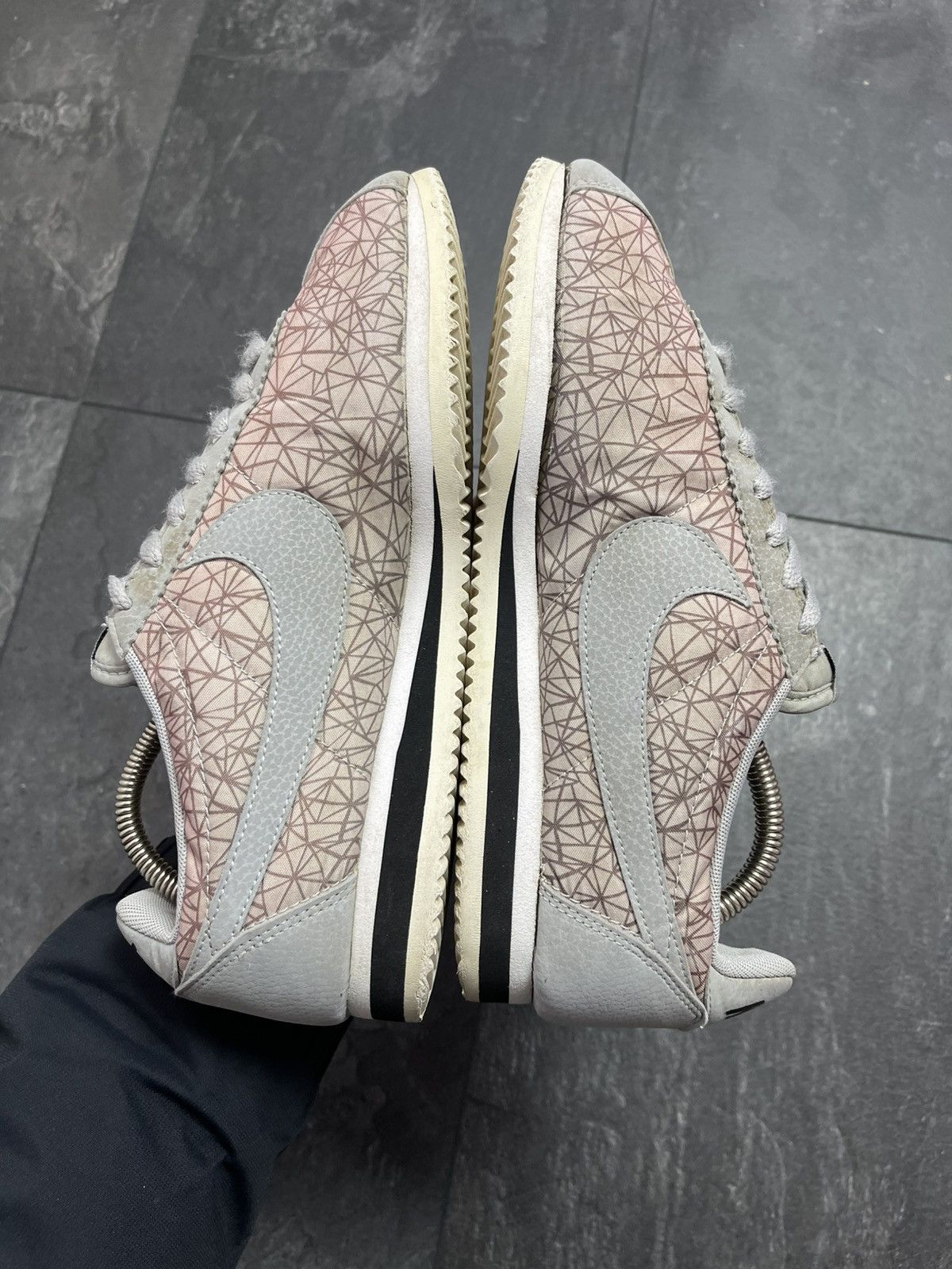 Nike × Streetwear × Vintage Vintage rare Nike Cortez low top sneakers Size US 7 / EU 40 - 12 Thumbnail