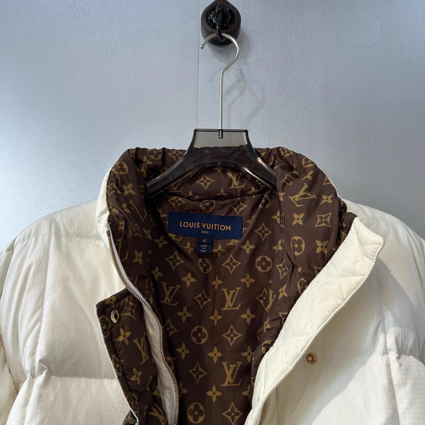 Louis Vuitton Louis Vuitton Capsule Nylon Monogram White Lining Puffer Size M / US 6-8 / IT 42-44 - 4 Thumbnail