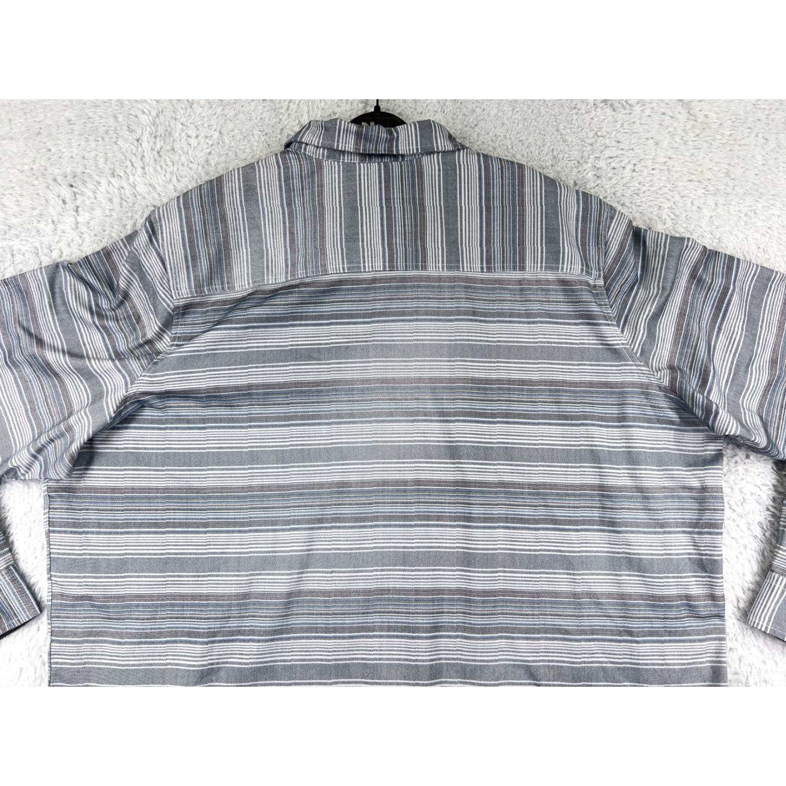 Vintage Swiss+Tech Shirt Men 3XL Gray Striped Long Sleeve Button Up Polyester Blend Size US XXL / EU 58 / 5 - 7 Thumbnail