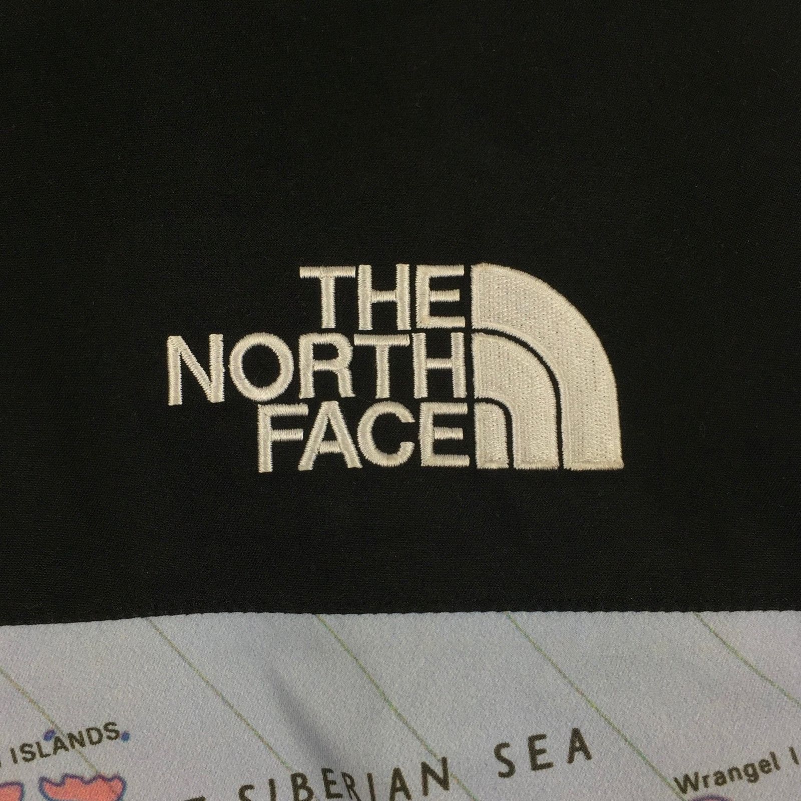 Supreme 2014 Supreme x The North Face Maps Atlas Expedition Coach Size US M / EU 48-50 / 2 - 6 Thumbnail