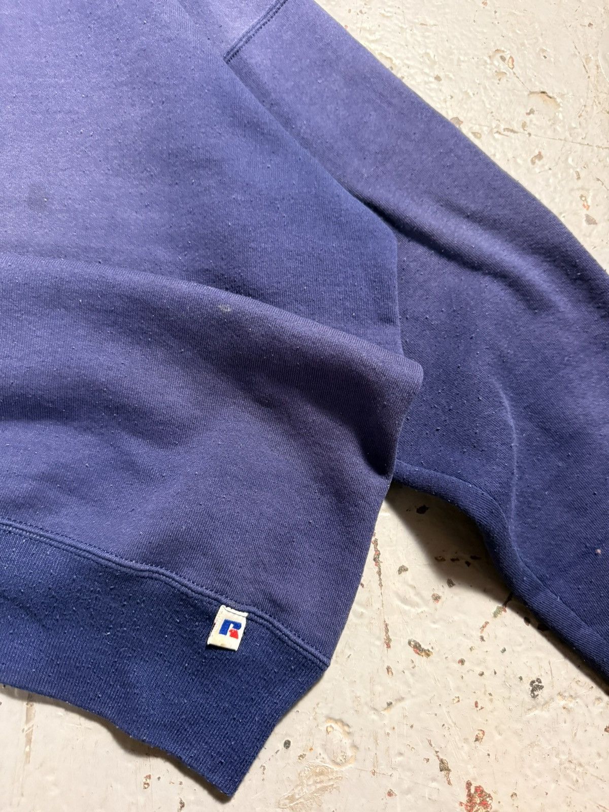 Russell Athletic Vintage Sun Faded Russell Athletics Blank Crewneck Sweater Size US L / EU 52-54 / 3 - 6 Thumbnail
