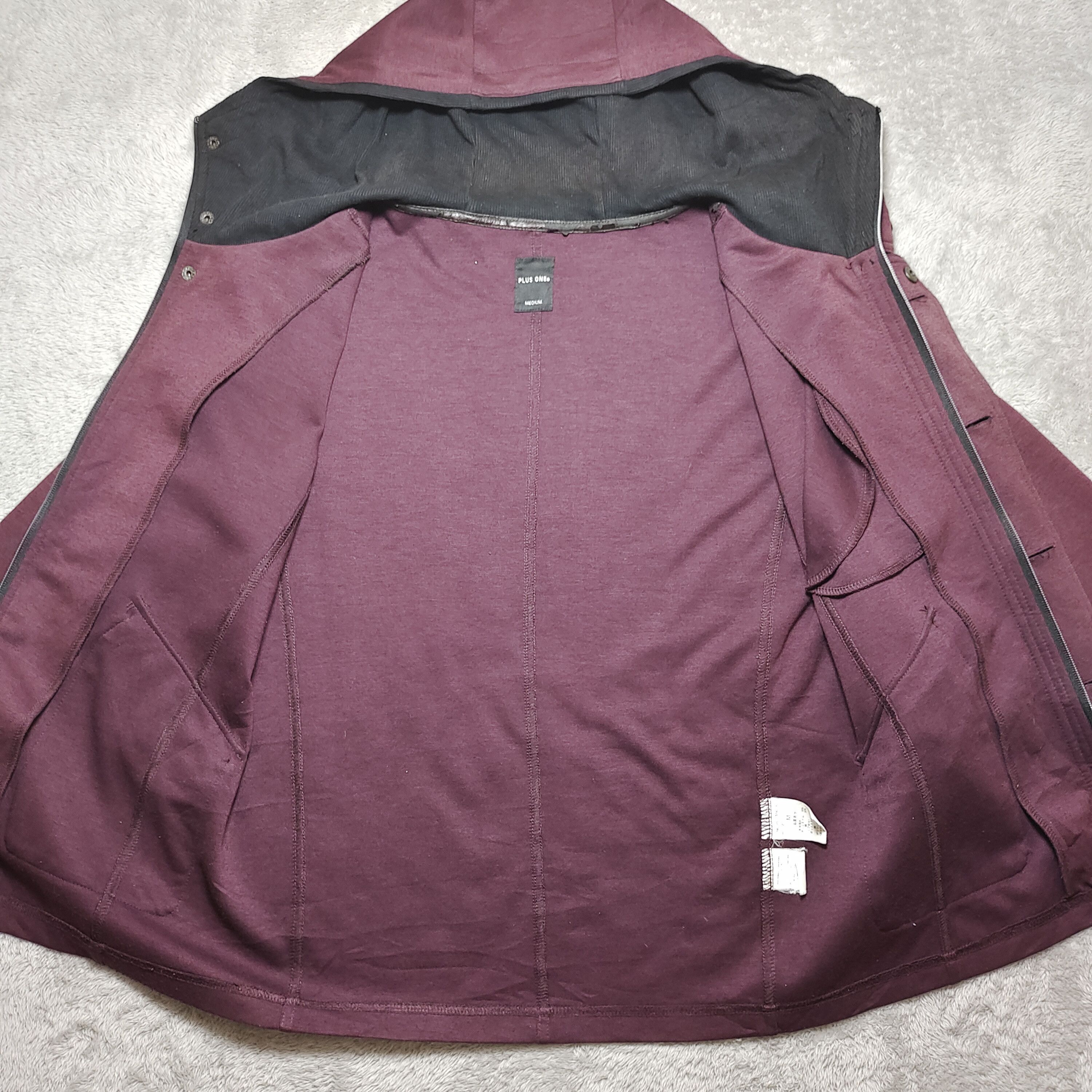 Japanese Brand 2000s PLUS ONE AMAZING ZIP UP HOODED JACKET JAPANESE Size US M / EU 48-50 / 2 - 7 Thumbnail