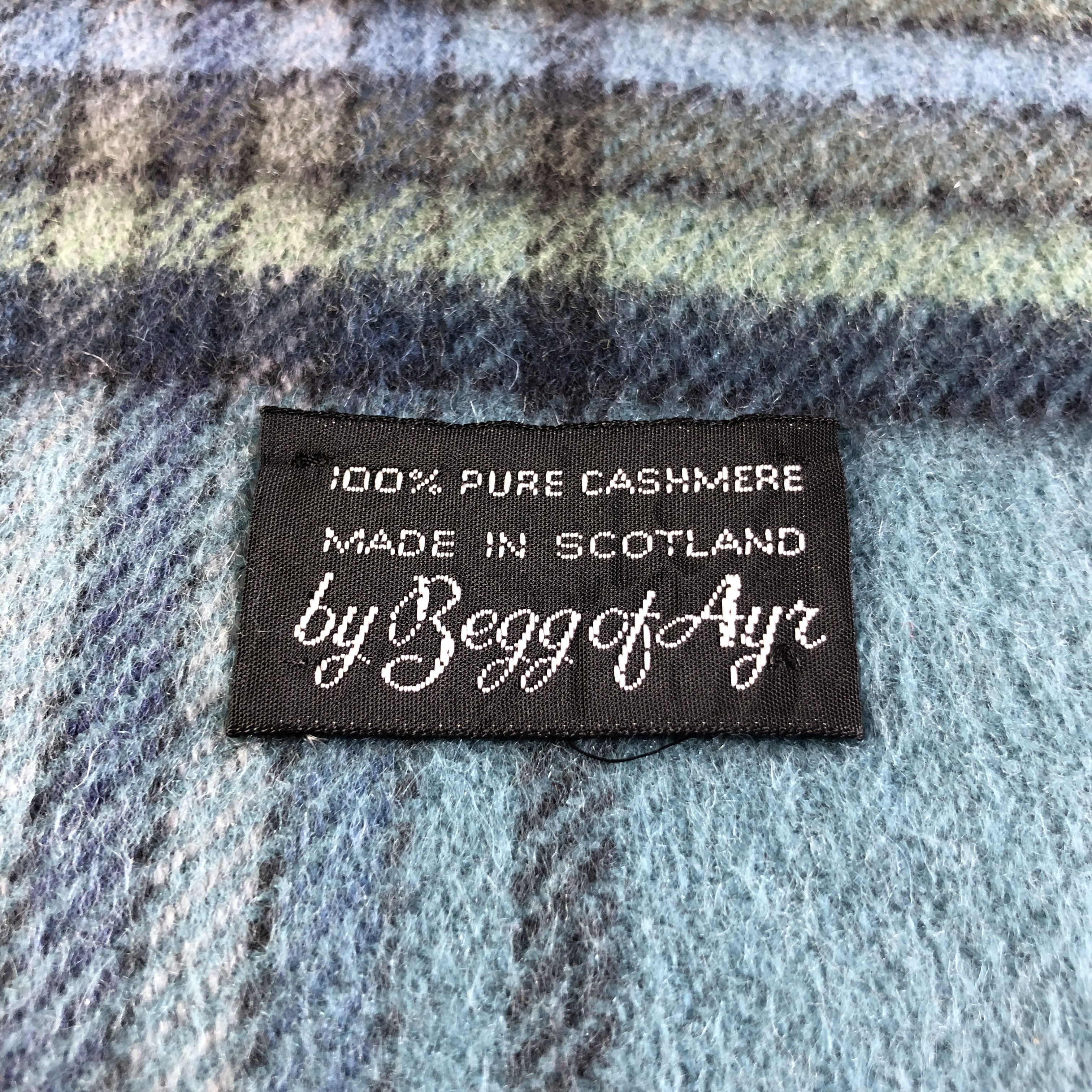 Begg x Co Begg of Ayr Tartan Cashmere Scarf Muffler Neckwear V2808 Size ONE SIZE - 4 Thumbnail