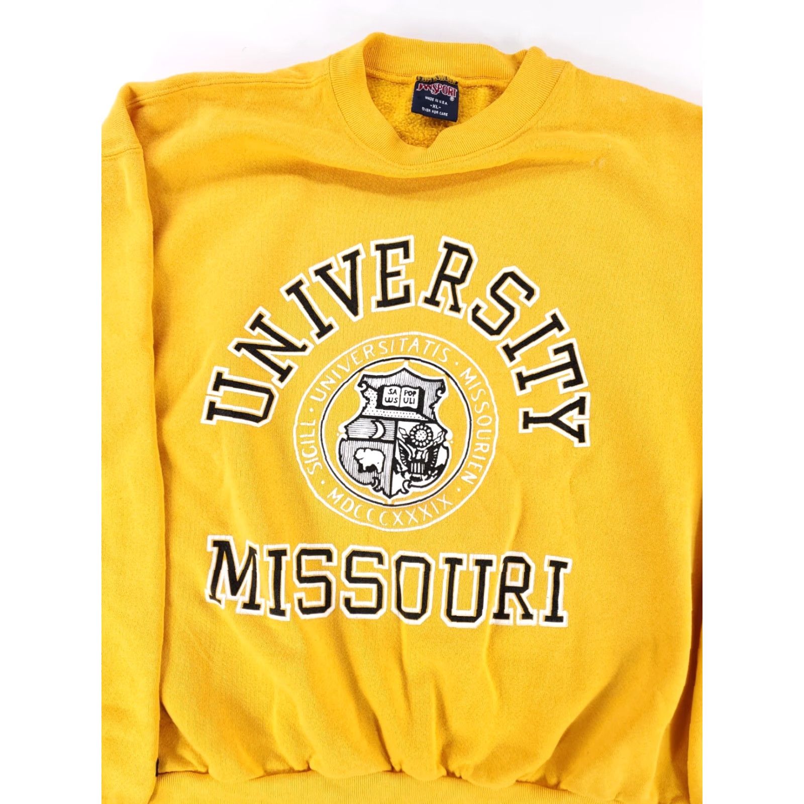 Jansport VINTAGE JanSport University of Missouri Mizzou Spellout Sweatshirt Mens XL Yellow 90s Pullover College Mizzou Mens XL Size US XL / EU 56 / 4 - 4 Thumbnail