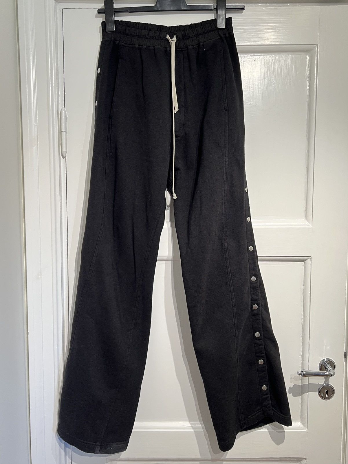 Rick Owens Drkshdw Rick Owen’s DRKSHDW Pusher Pants Size 25" / US 0 / IT 36 - 1 Thumbnail